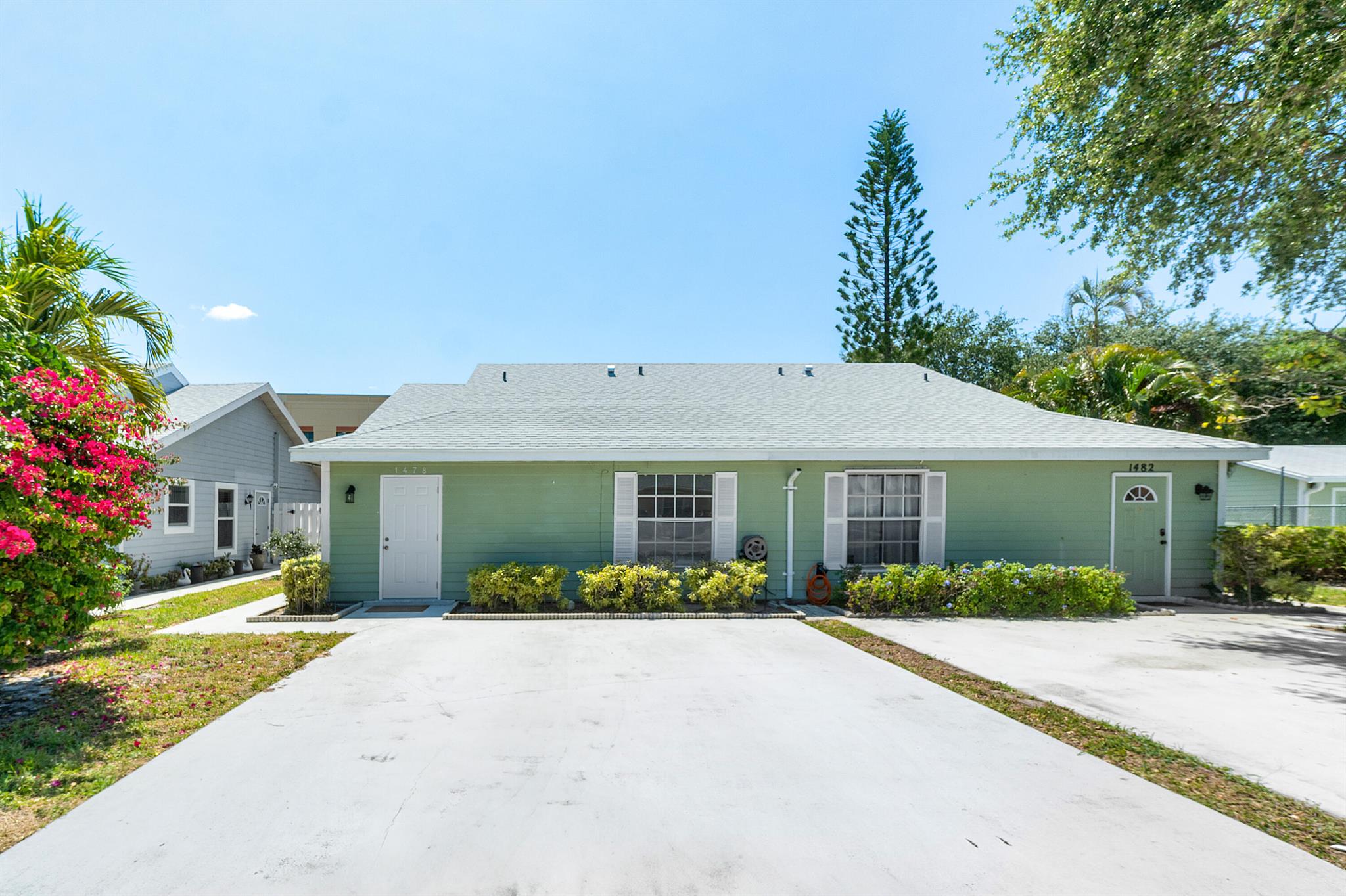 Royal Forest Townhouses R