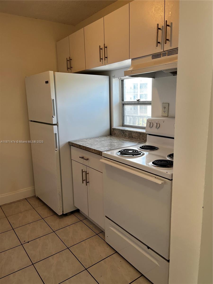 Property photo # 8