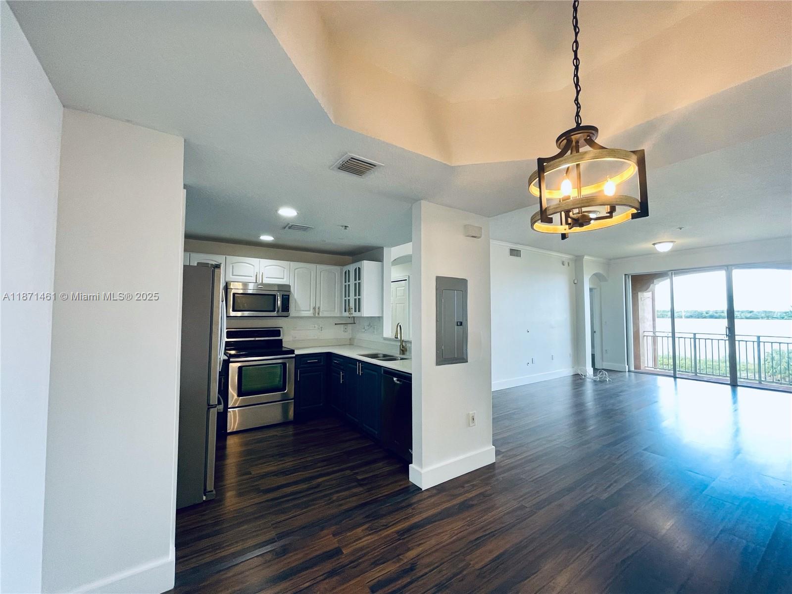 Property photo # 4