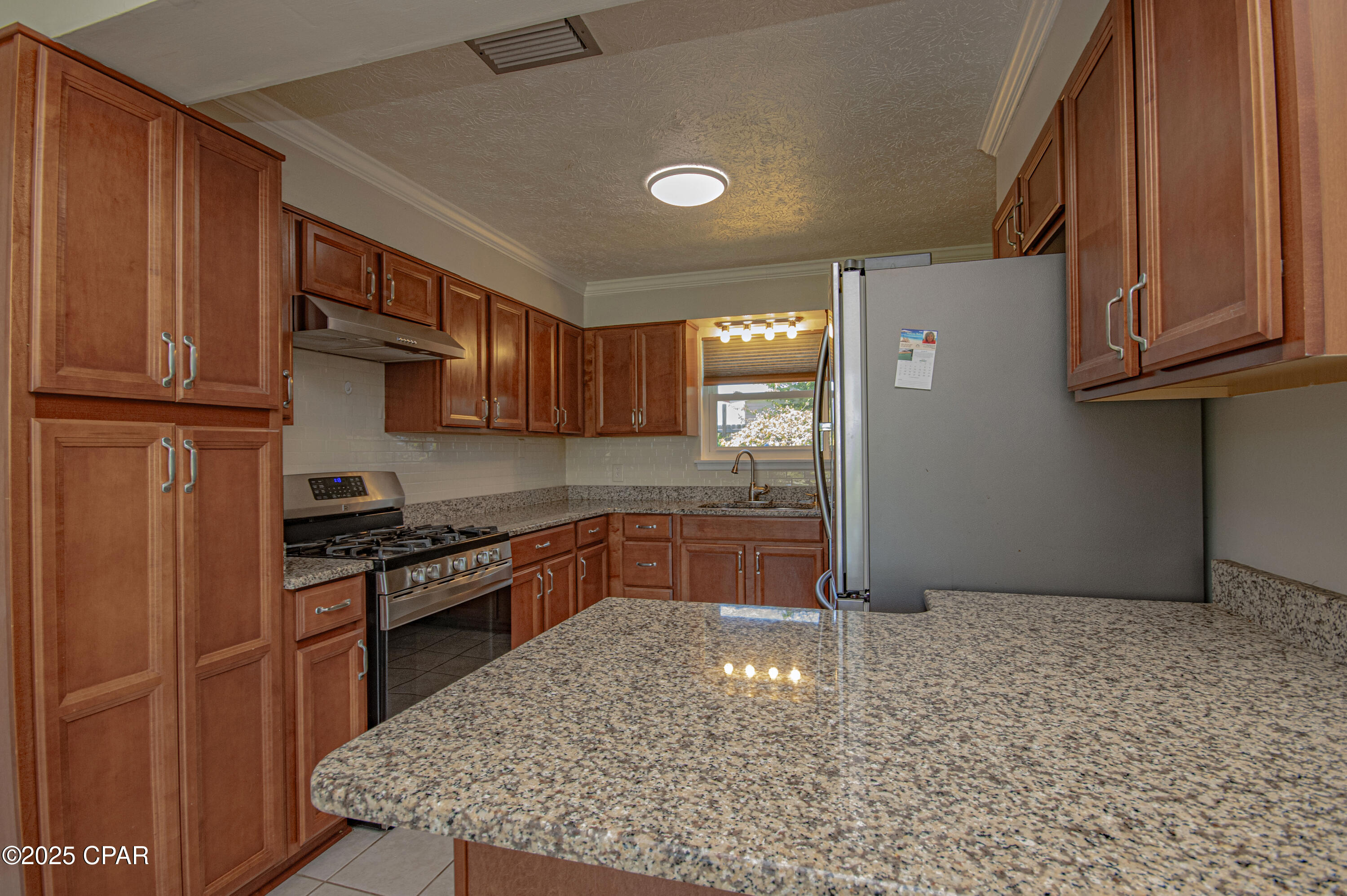 Image 12 For 1118 Comet Avenue