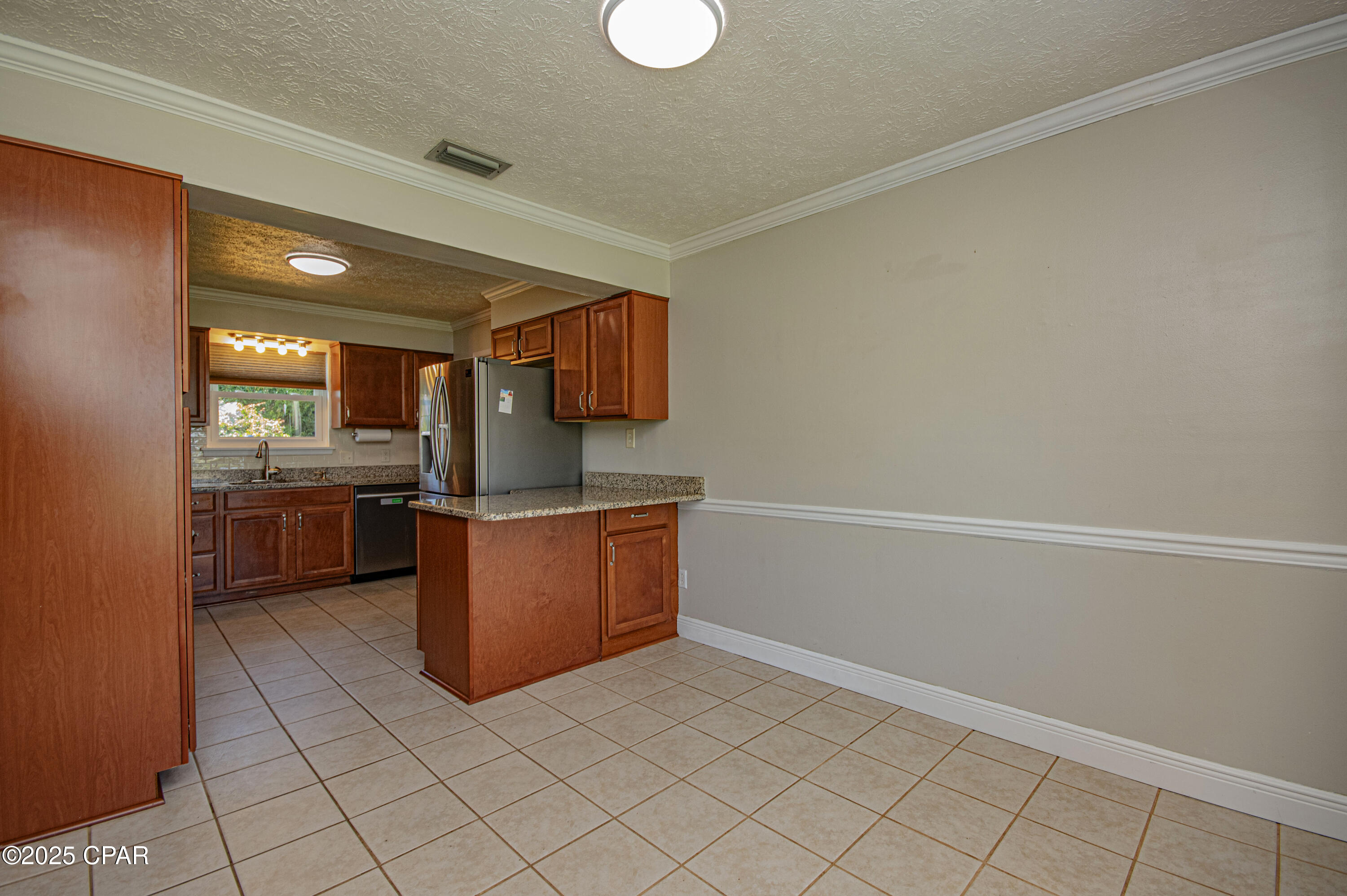 Image 14 For 1118 Comet Avenue