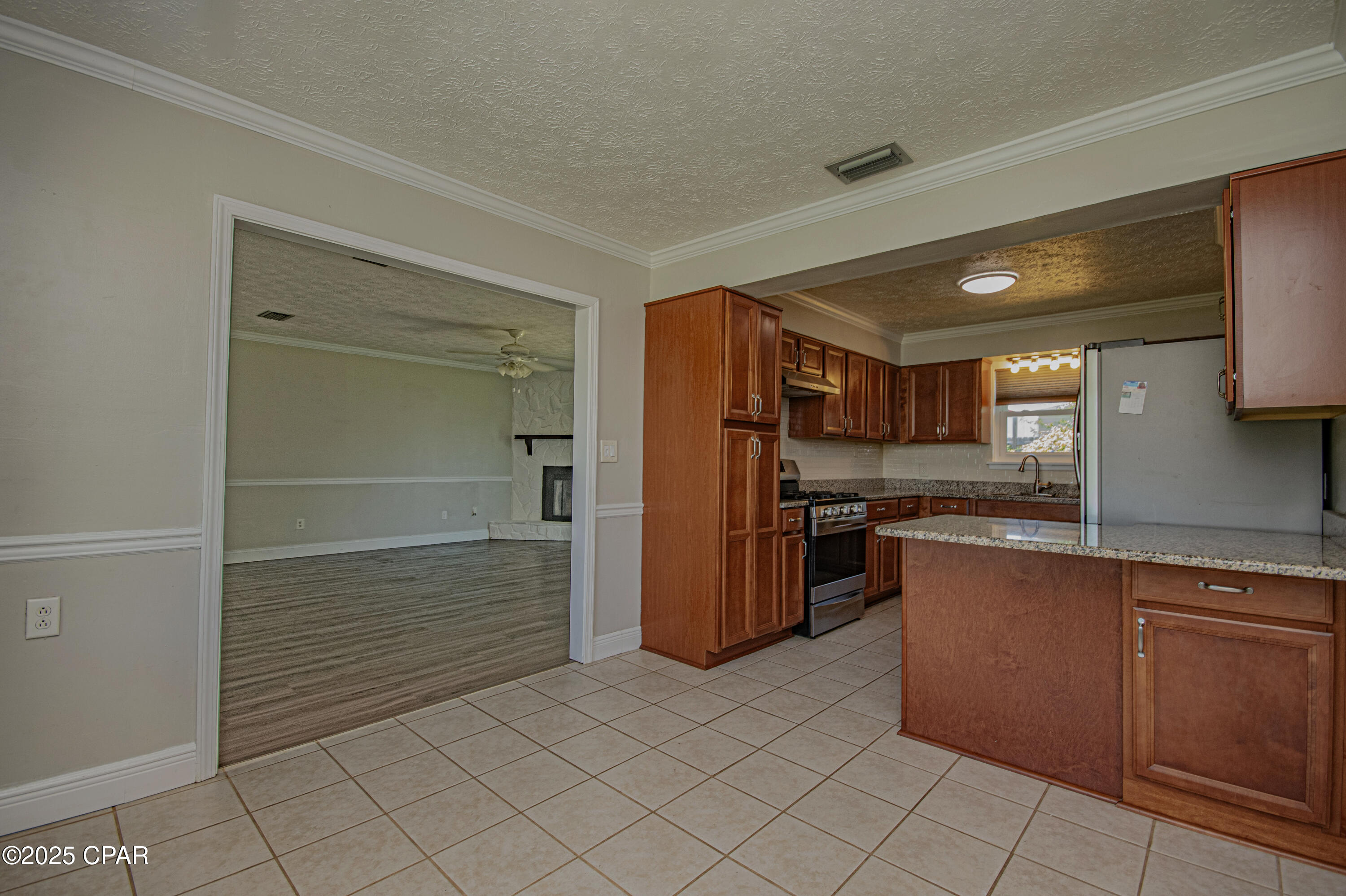Image 15 For 1118 Comet Avenue