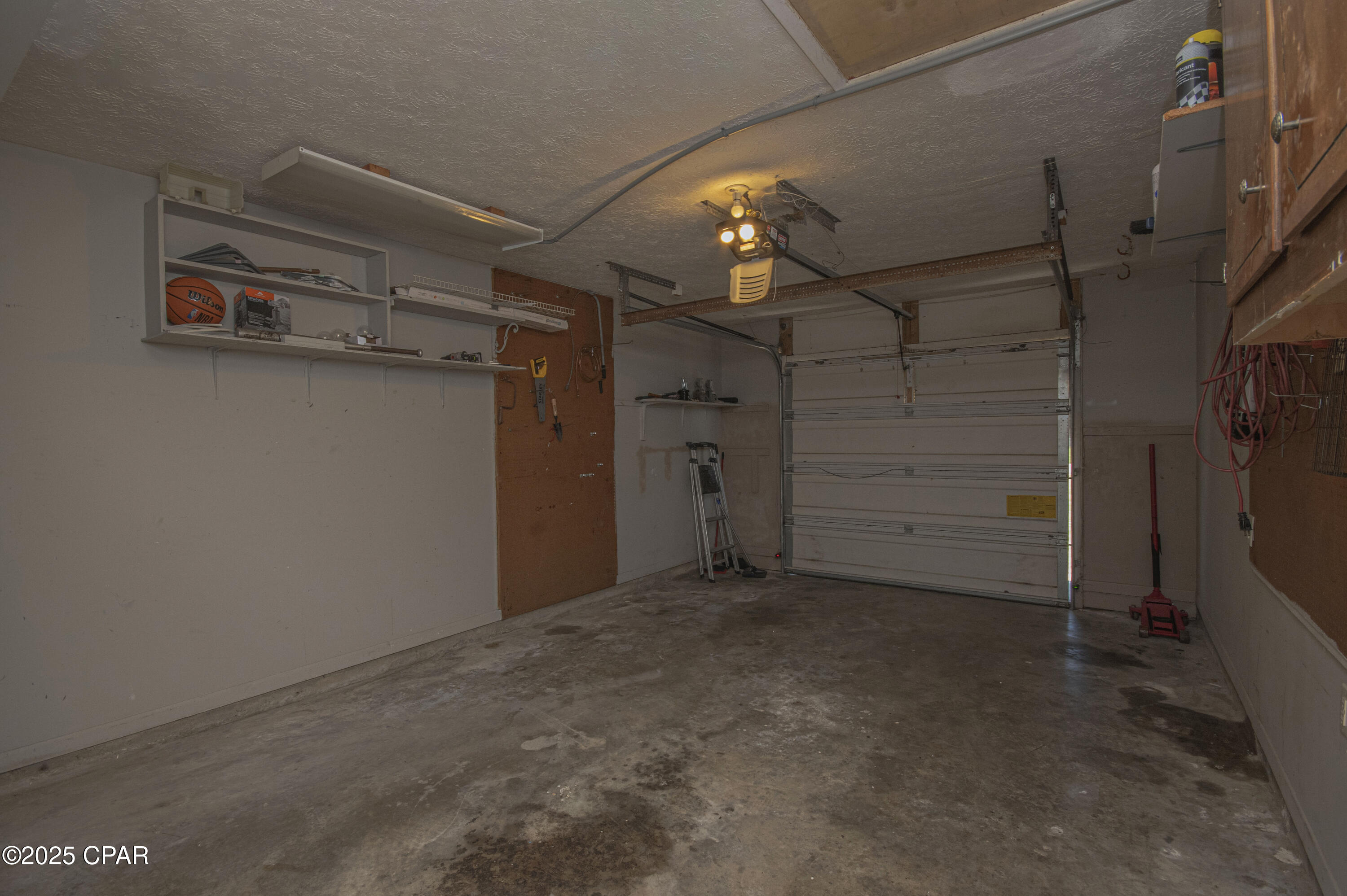 Image 63 For 1118 Comet Avenue