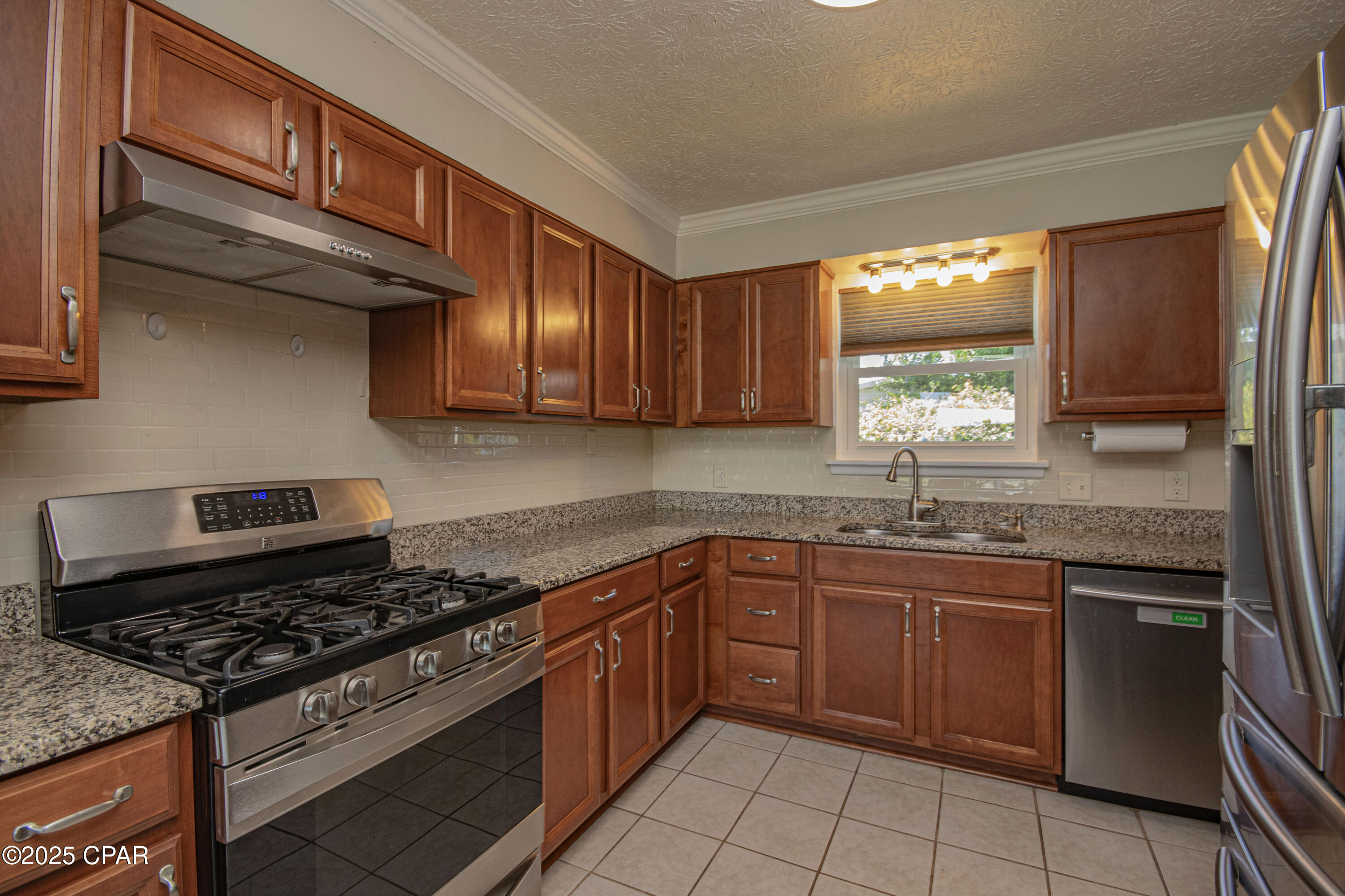 Image 8 For 1118 Comet Avenue