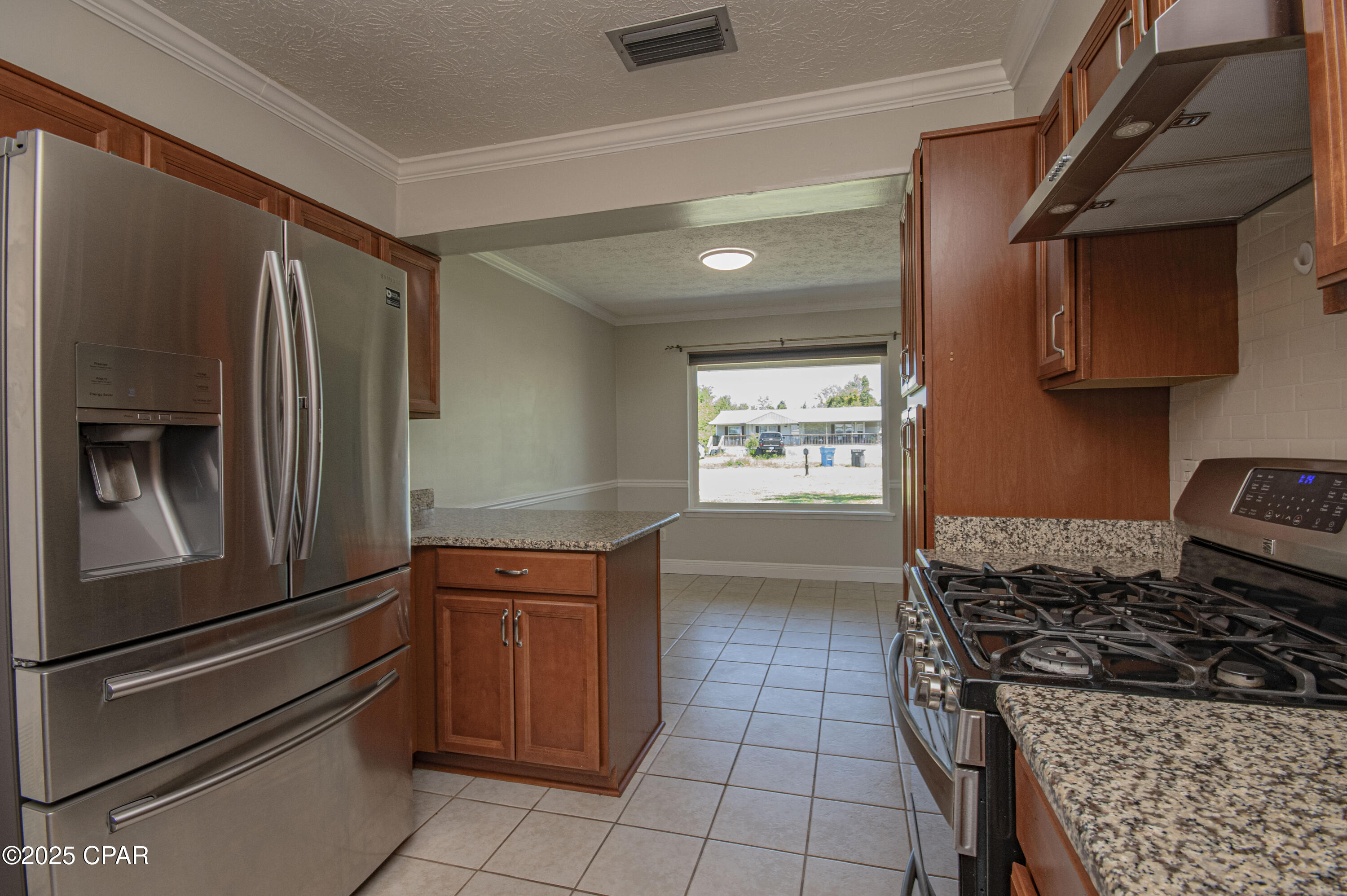Image 9 For 1118 Comet Avenue