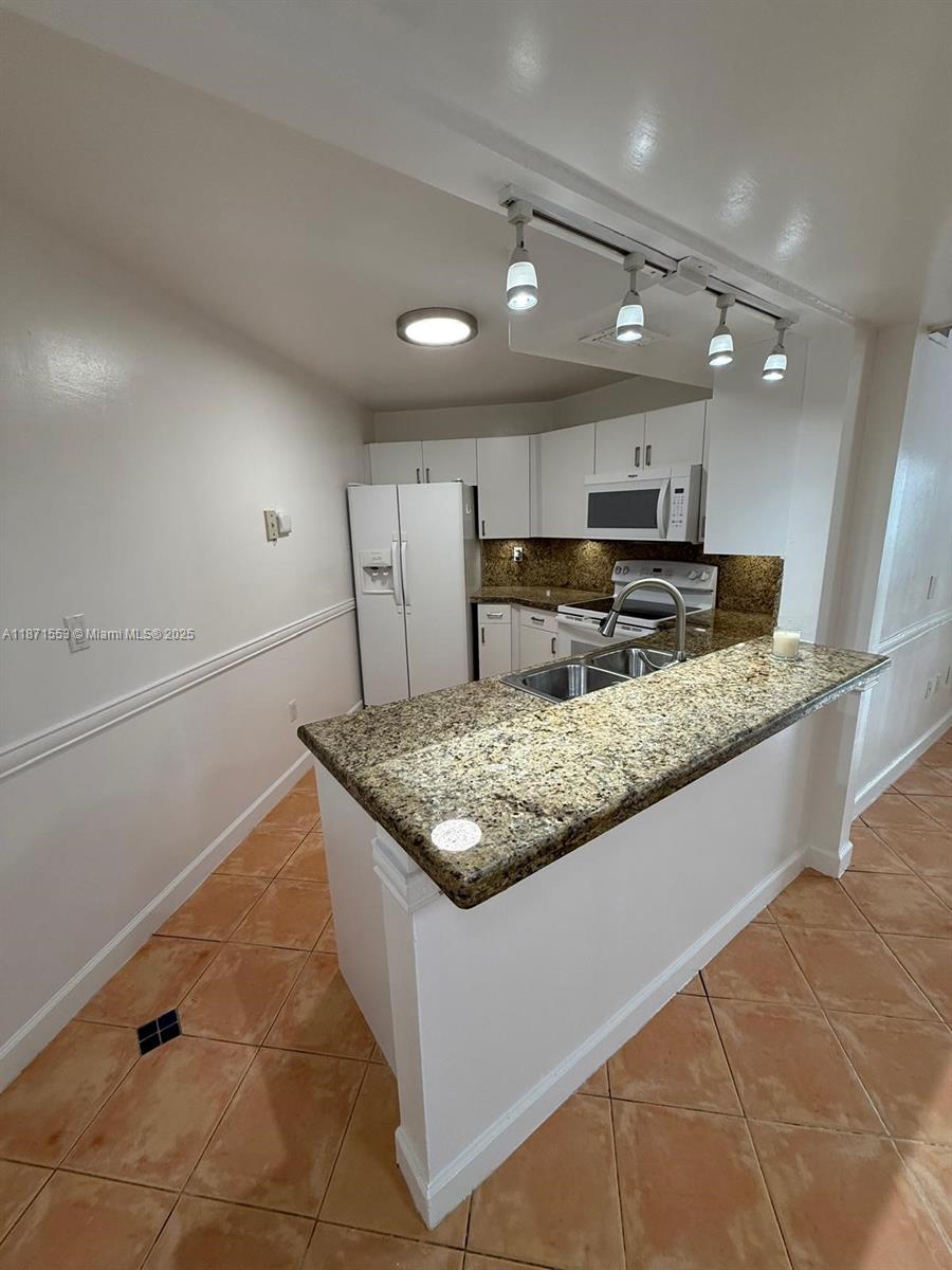 Property photo # 7