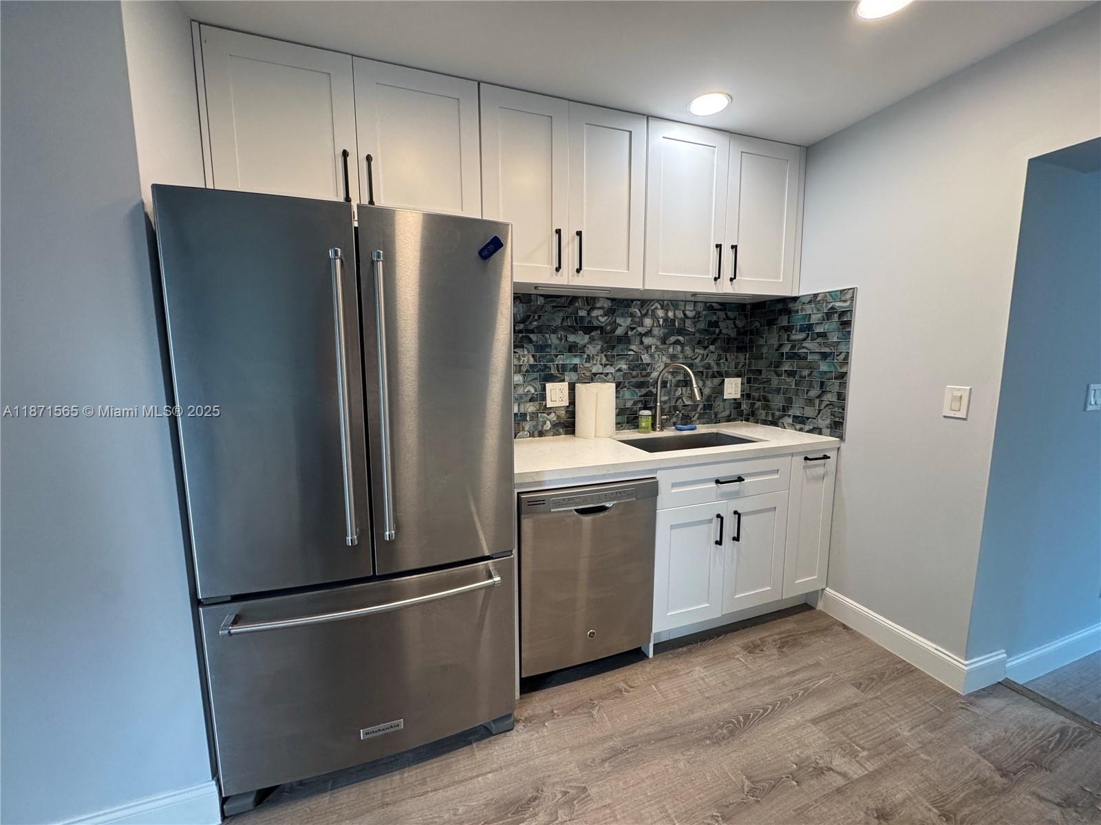 Property photo # 6