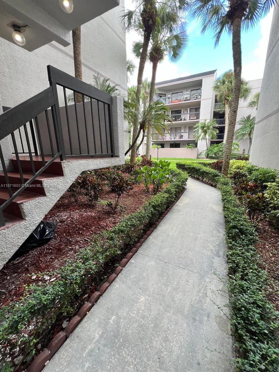 Property photo # 4