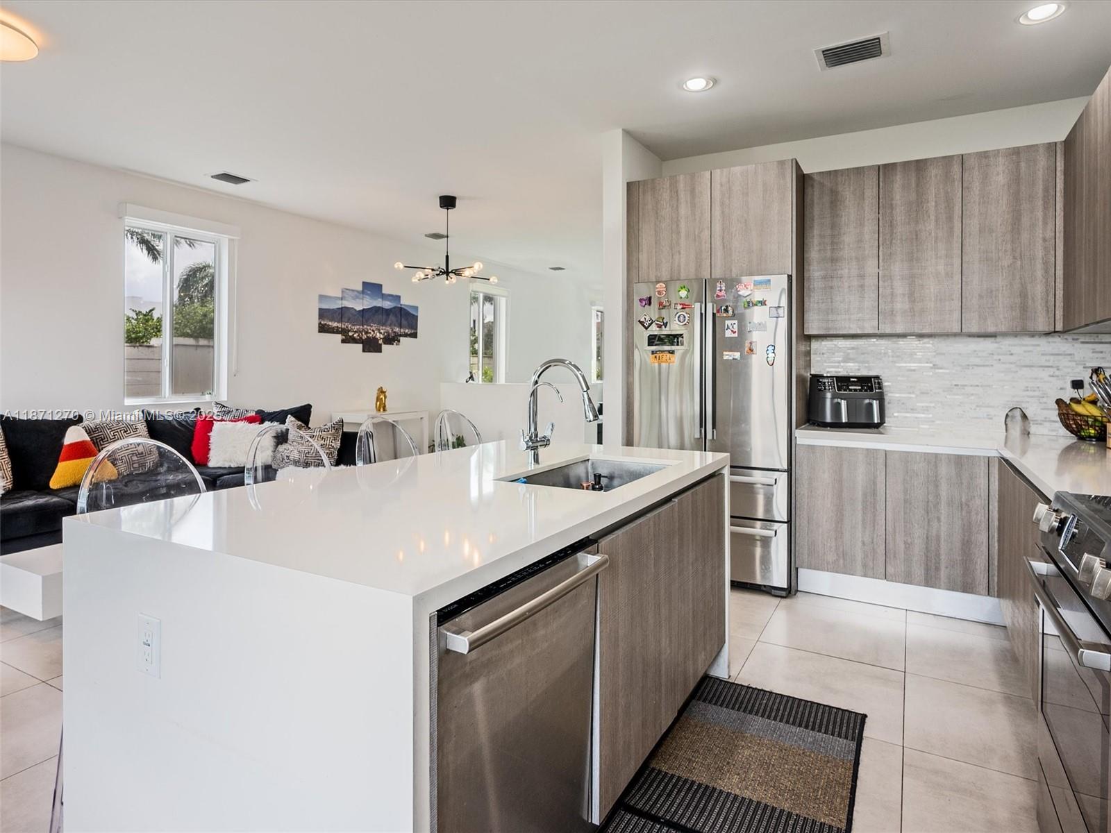 Property photo # 3