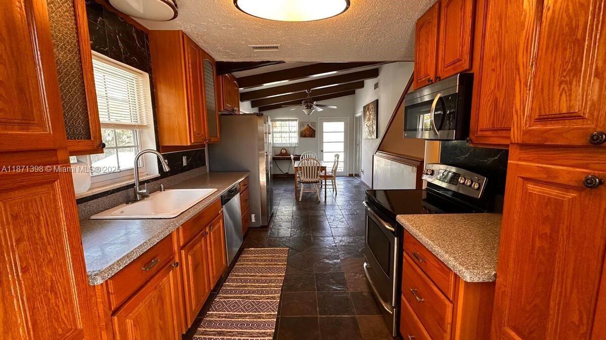 Rainbow Lakes Estates Sec