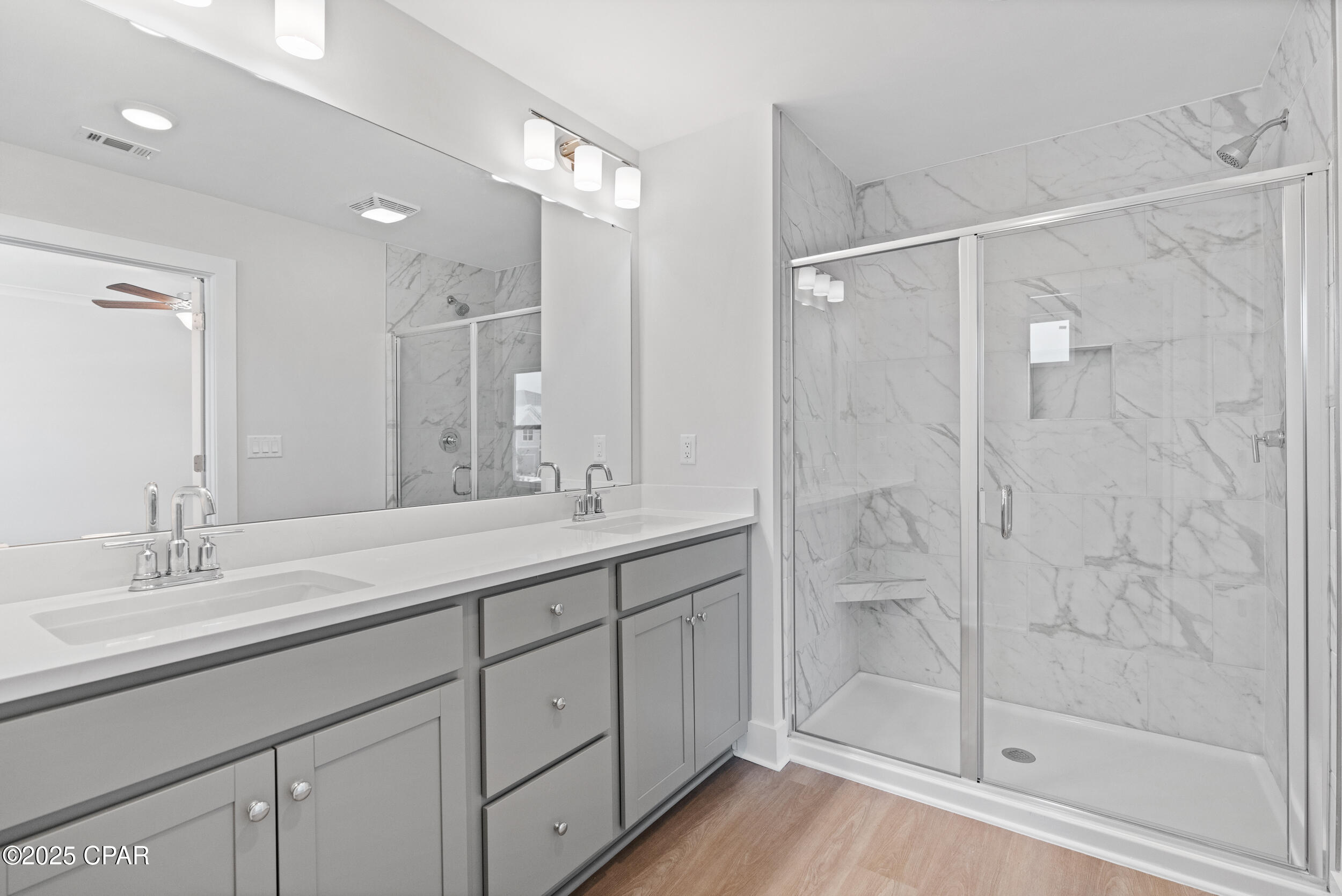 Image 11 For 305 Lapis Lane 91