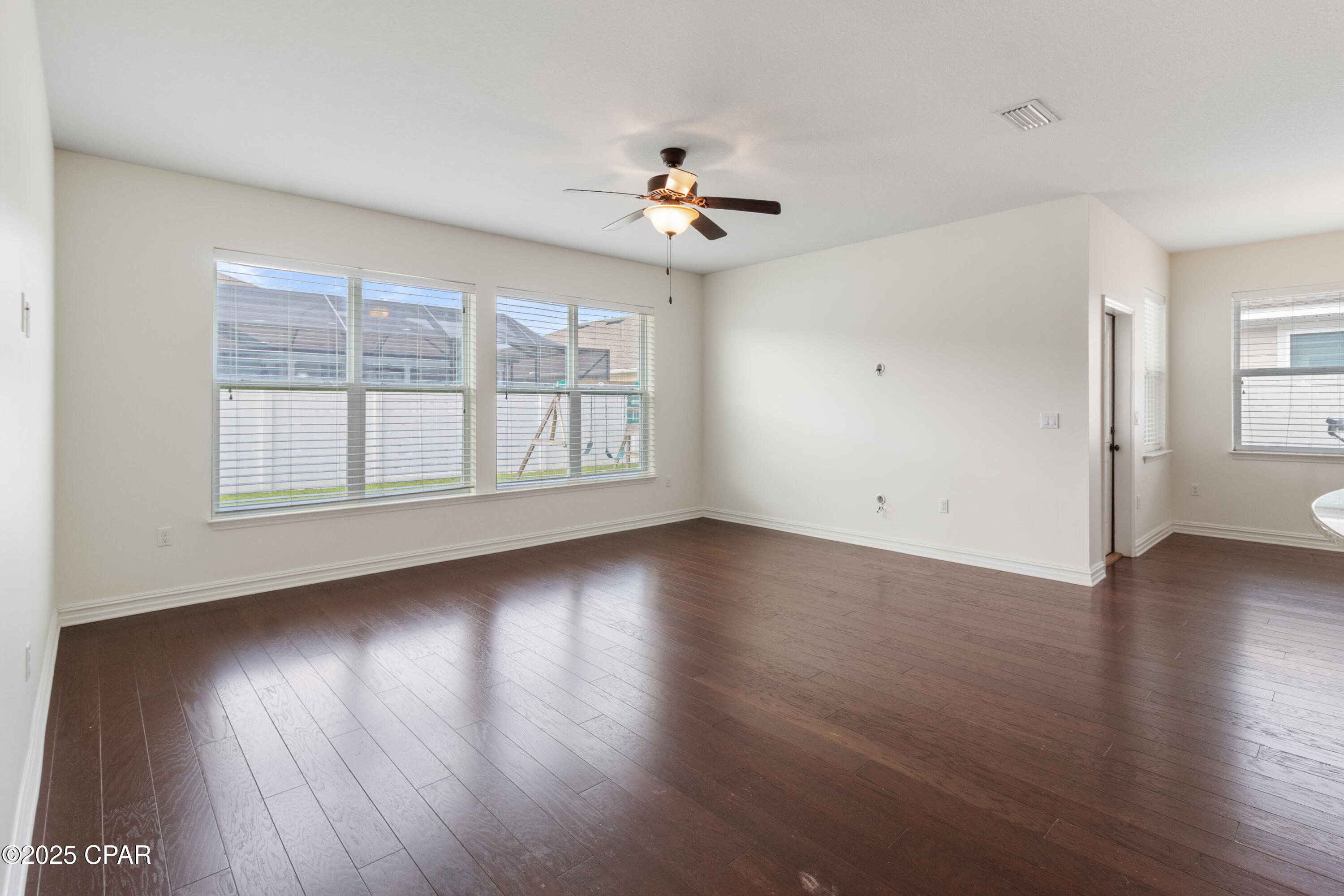 Image 12 For 307 Johnson Bayou Drive