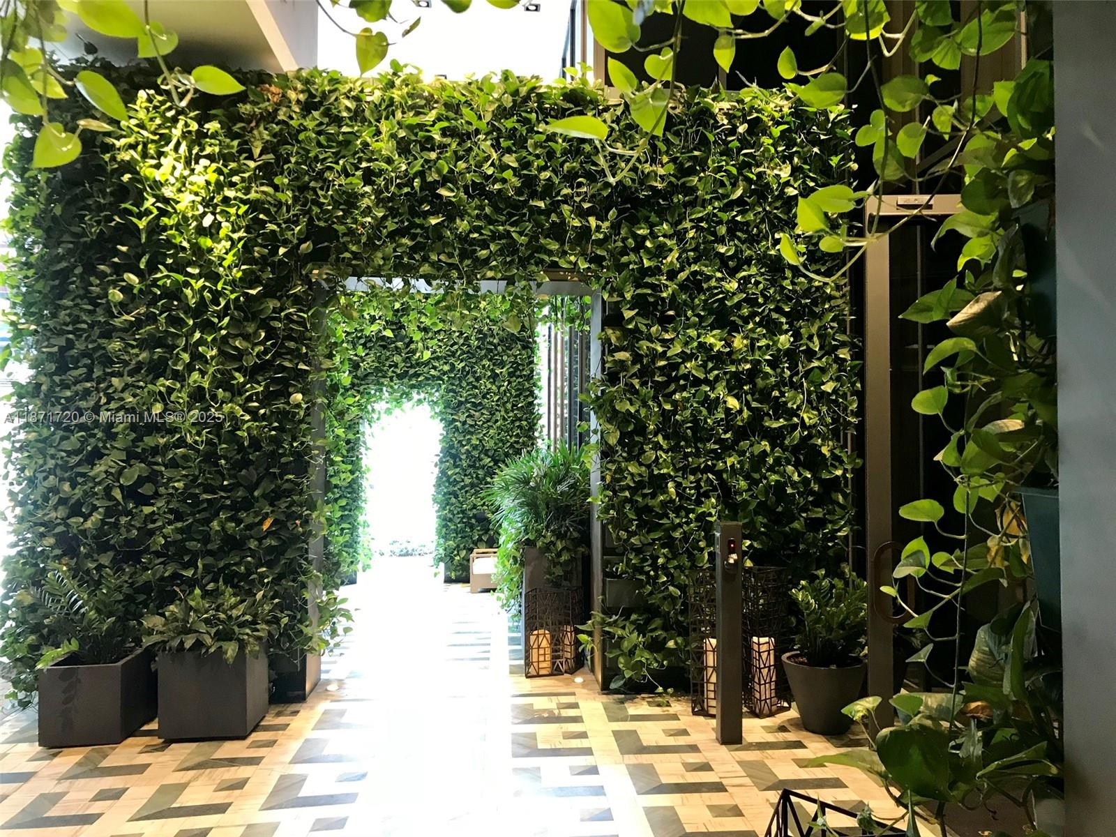 801 S Miami Ave #3909, Miami FL 33130