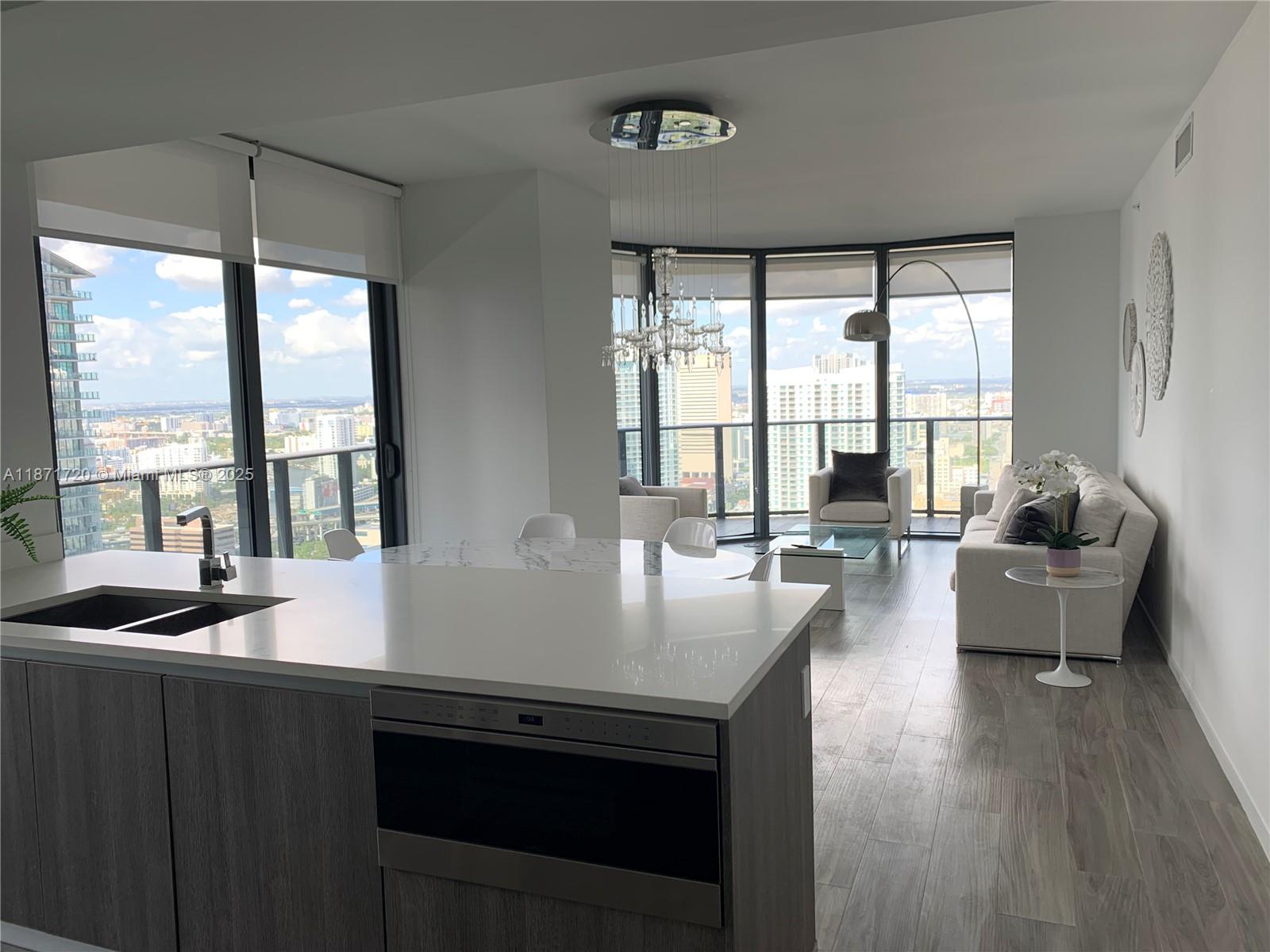 801 S Miami Ave #3909, Miami FL 33130