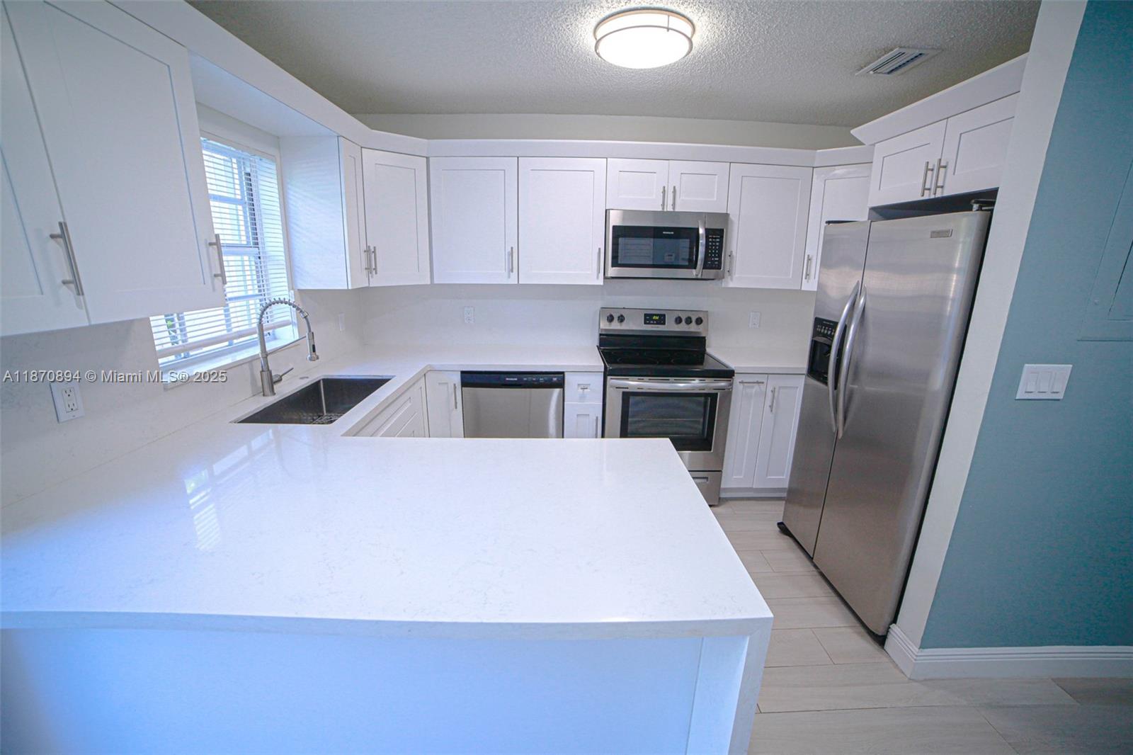 Property photo # 2
