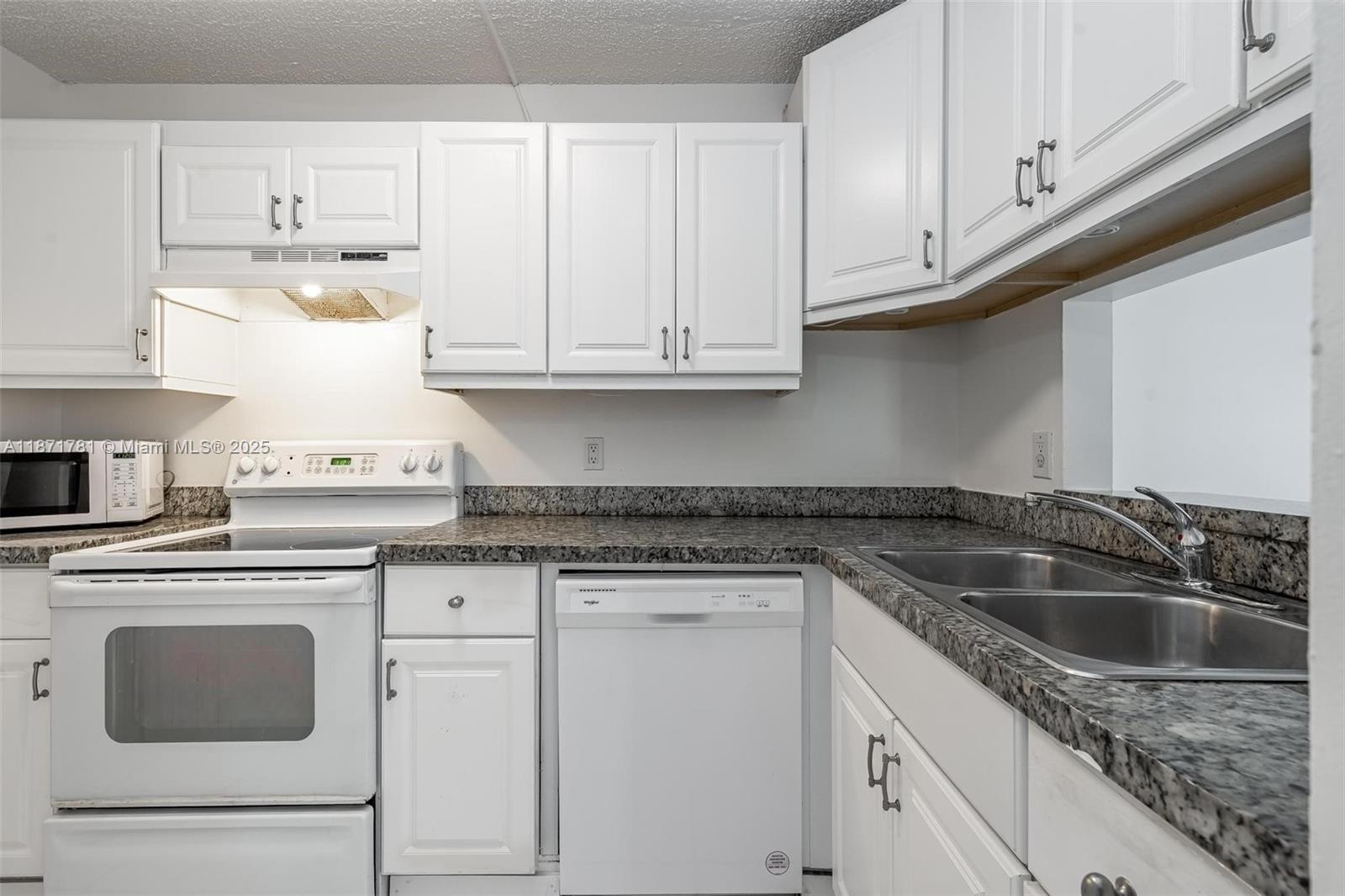 Property photo # 9
