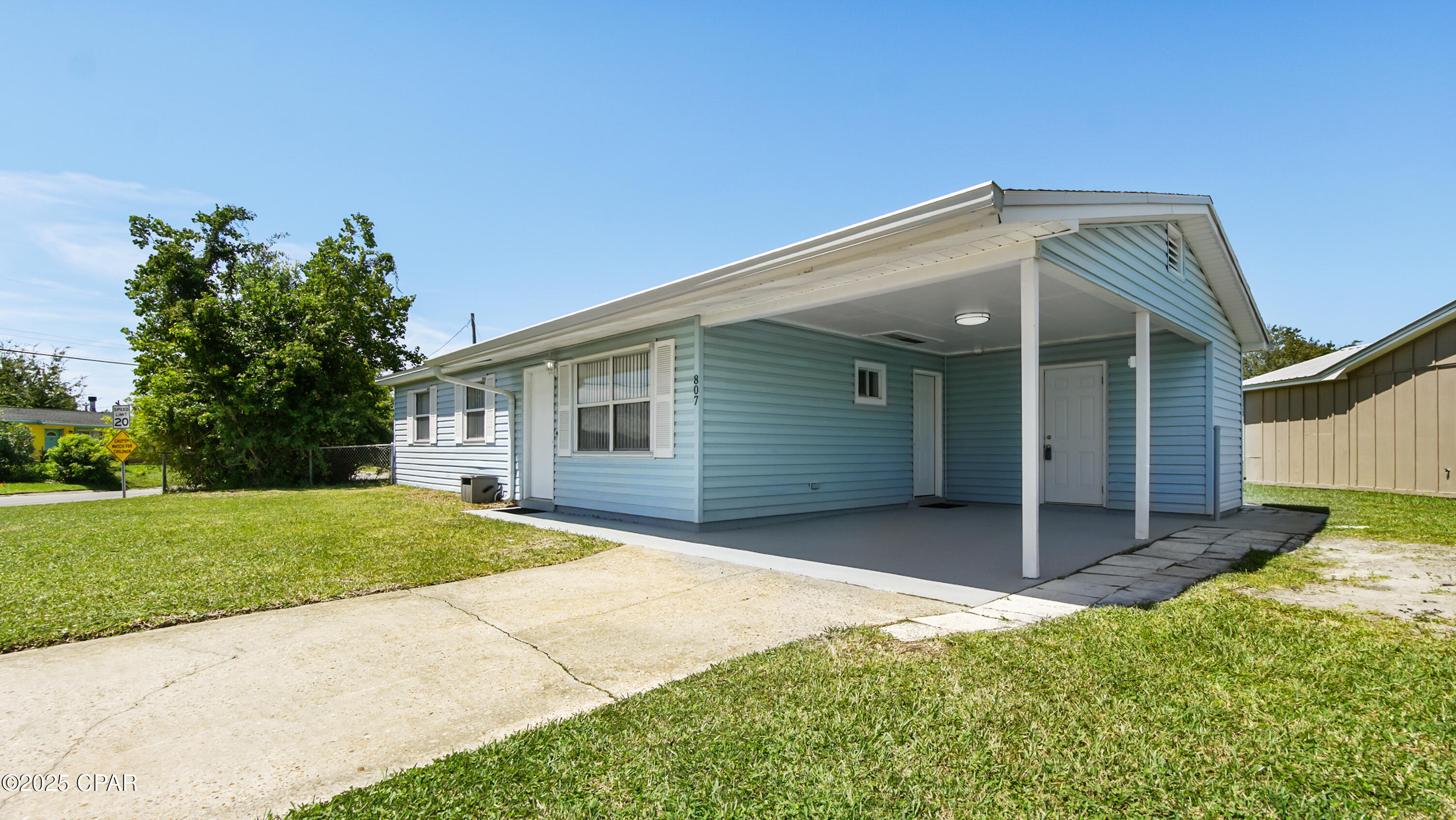 Image 3 For 807 Nottingham Drive