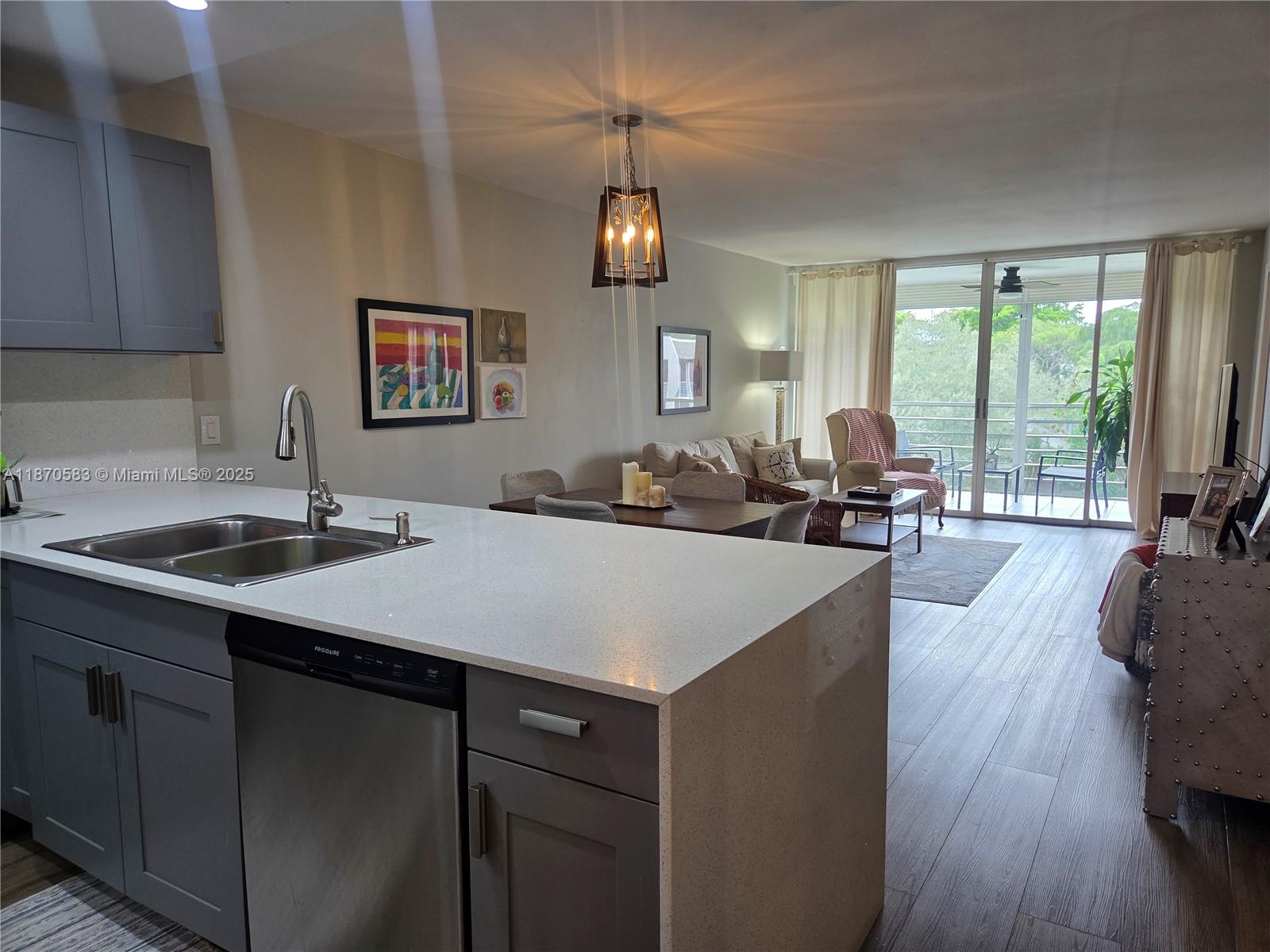 Property photo # 6