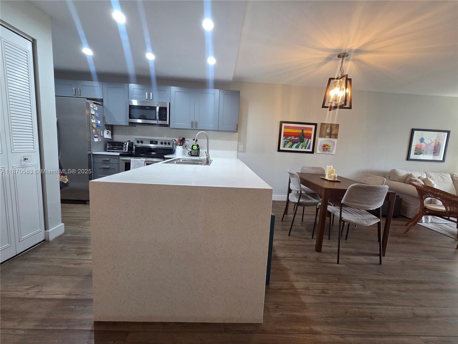 Property photo # 4