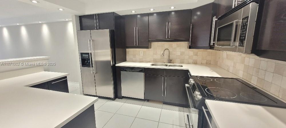 Property photo # 0