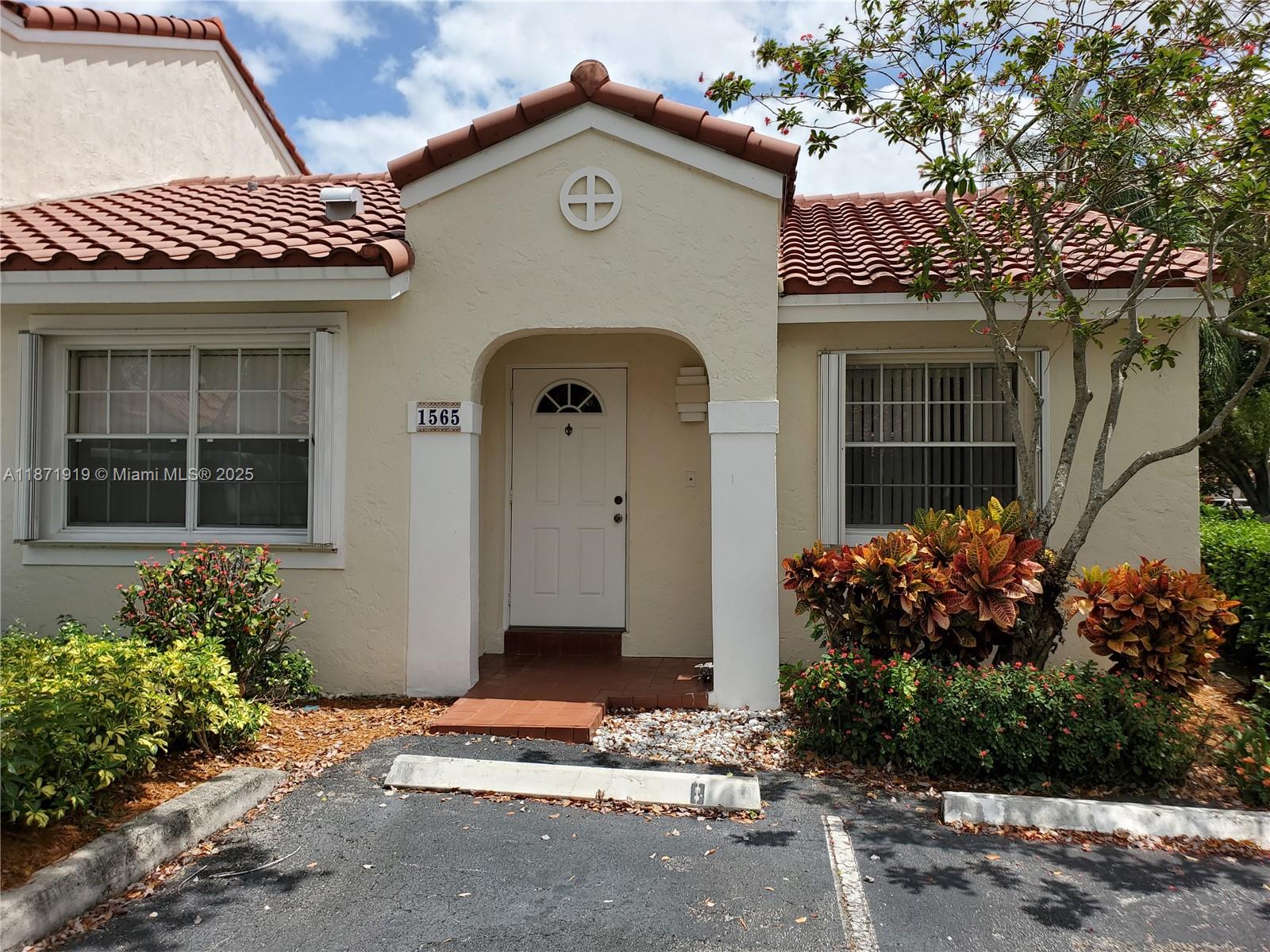 Property photo # 0