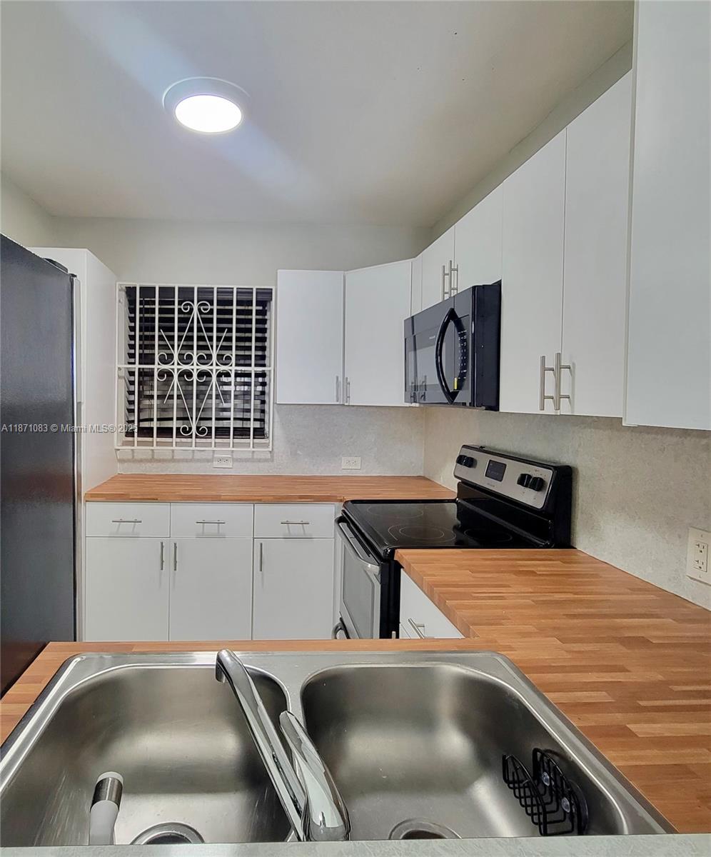 Property photo # 8