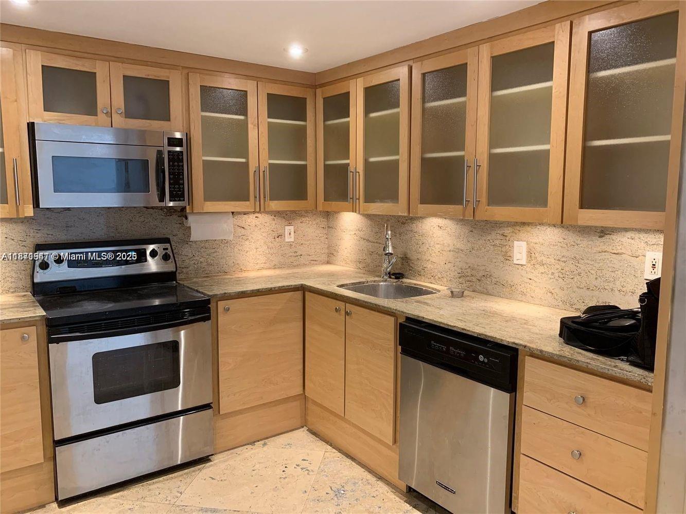 Property photo # 6