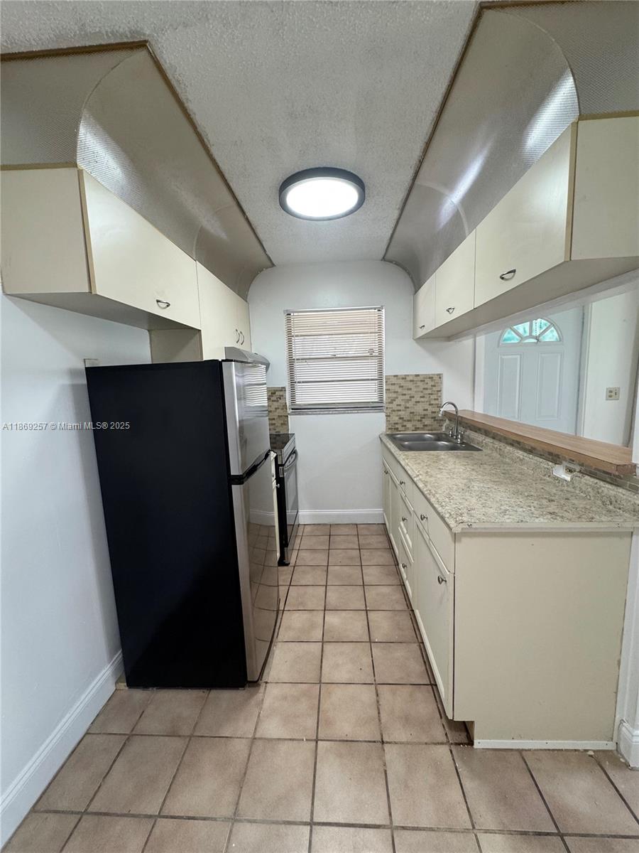 Property photo # 8
