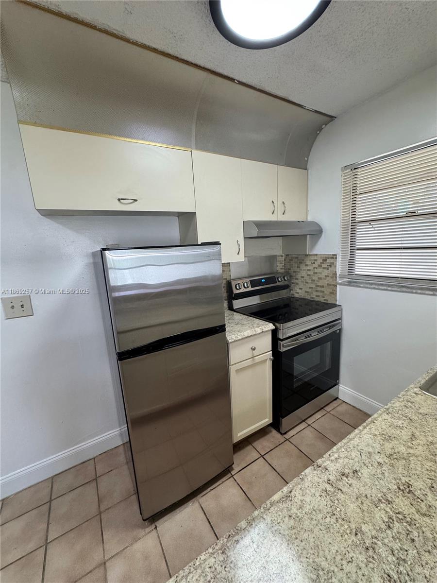 Property photo # 3