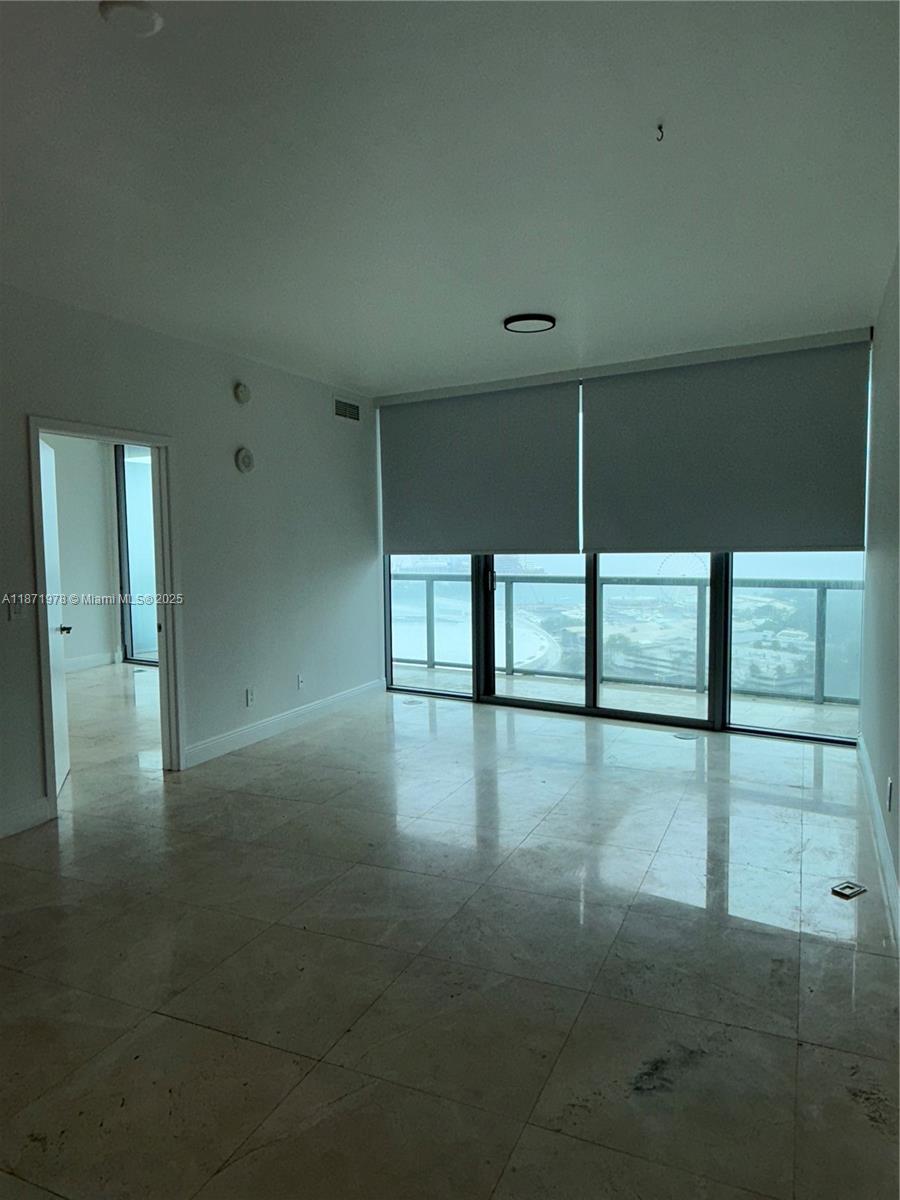 888 Biscayne Blvd #2302, Miami FL 33132
