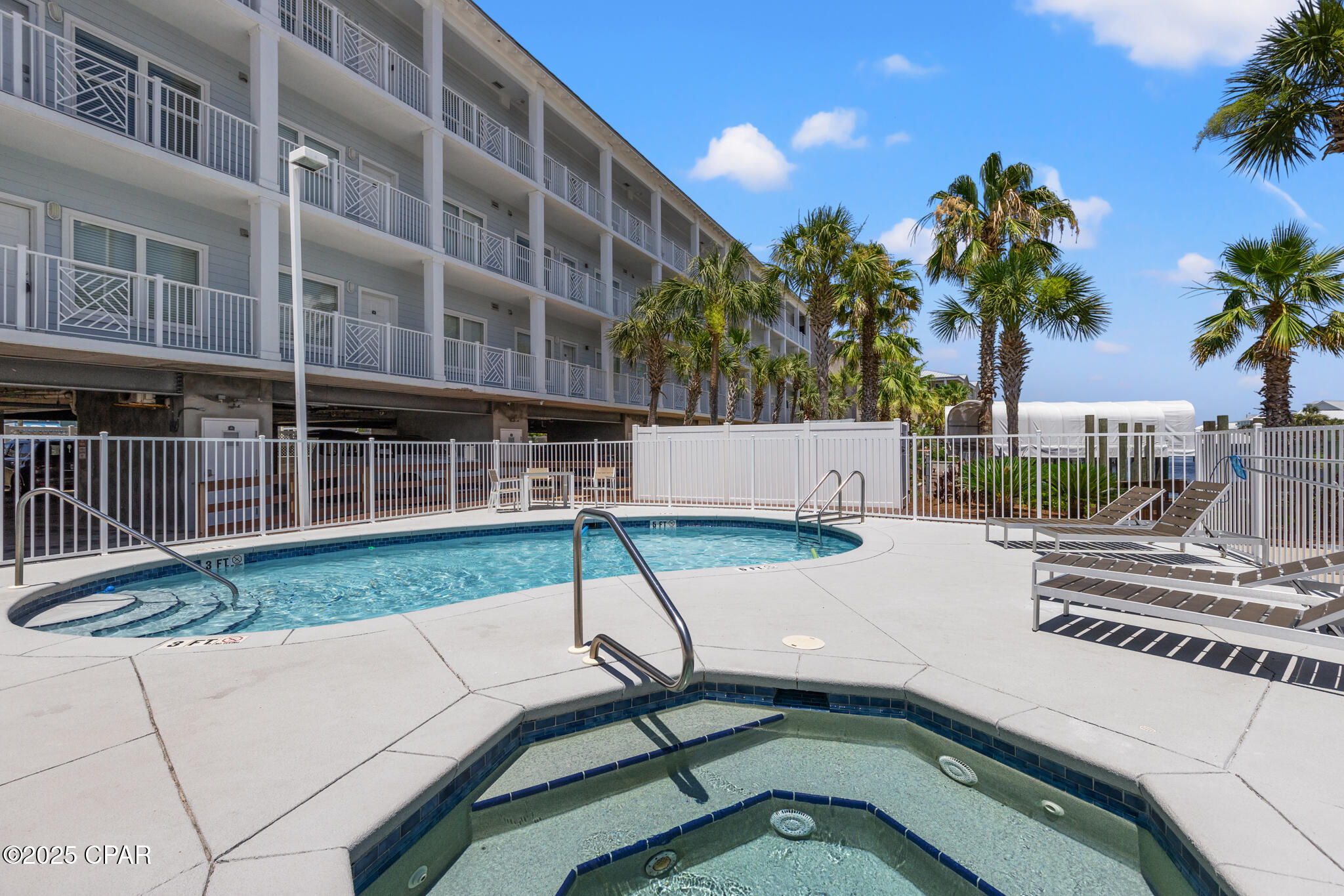 Abq3bsjx0lv5tvnfwz7kooqj4dpgqsprrsw_udgrthc