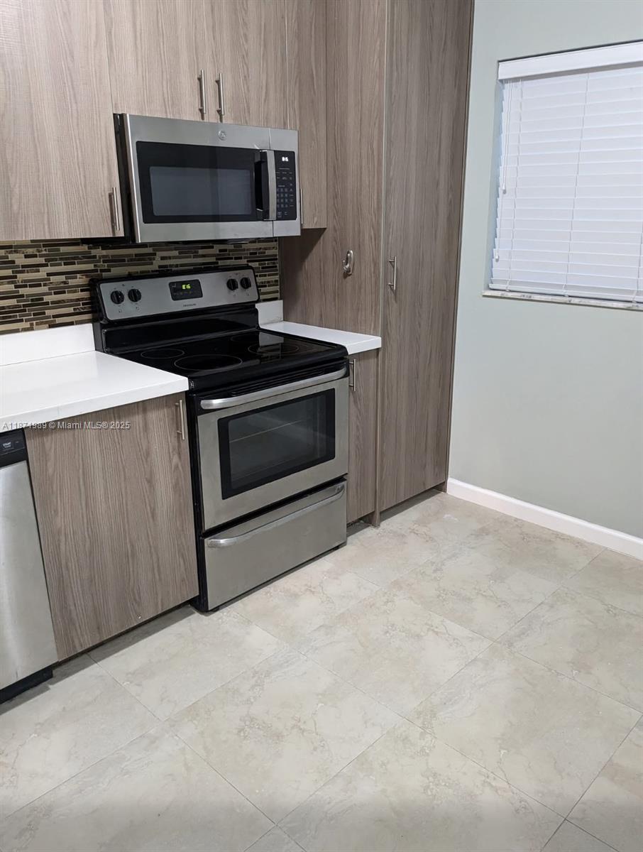Property photo # 4