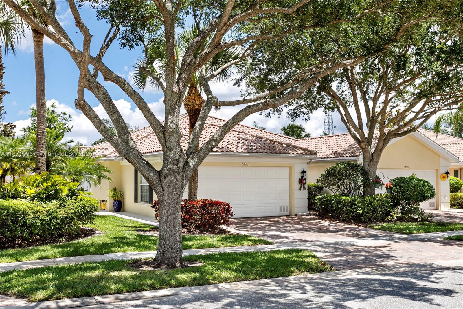 Villagewalk Of Wellington