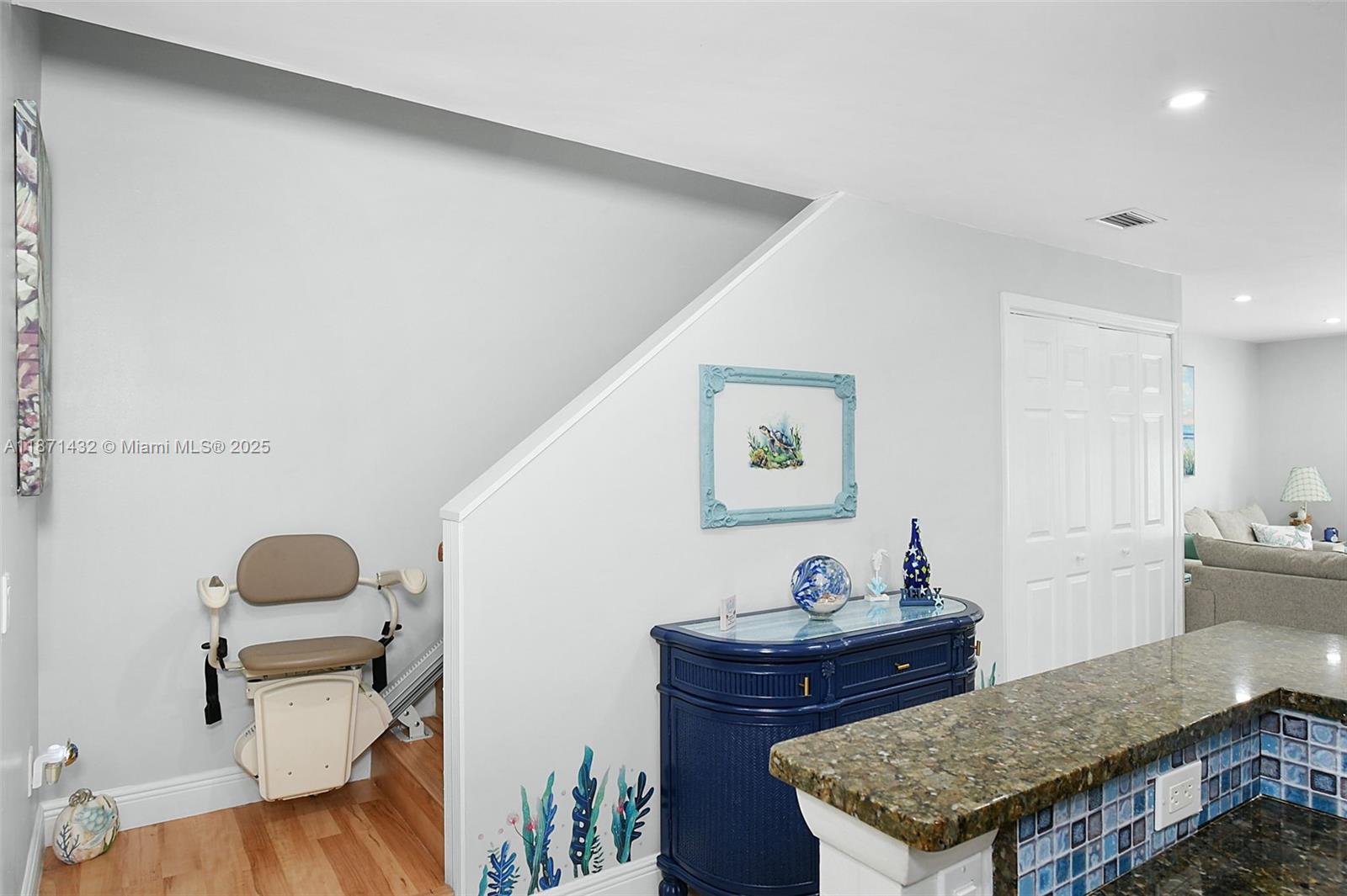 Property photo # 8