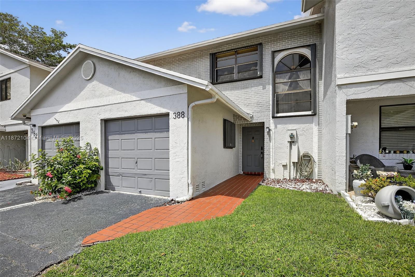 Property photo # 0