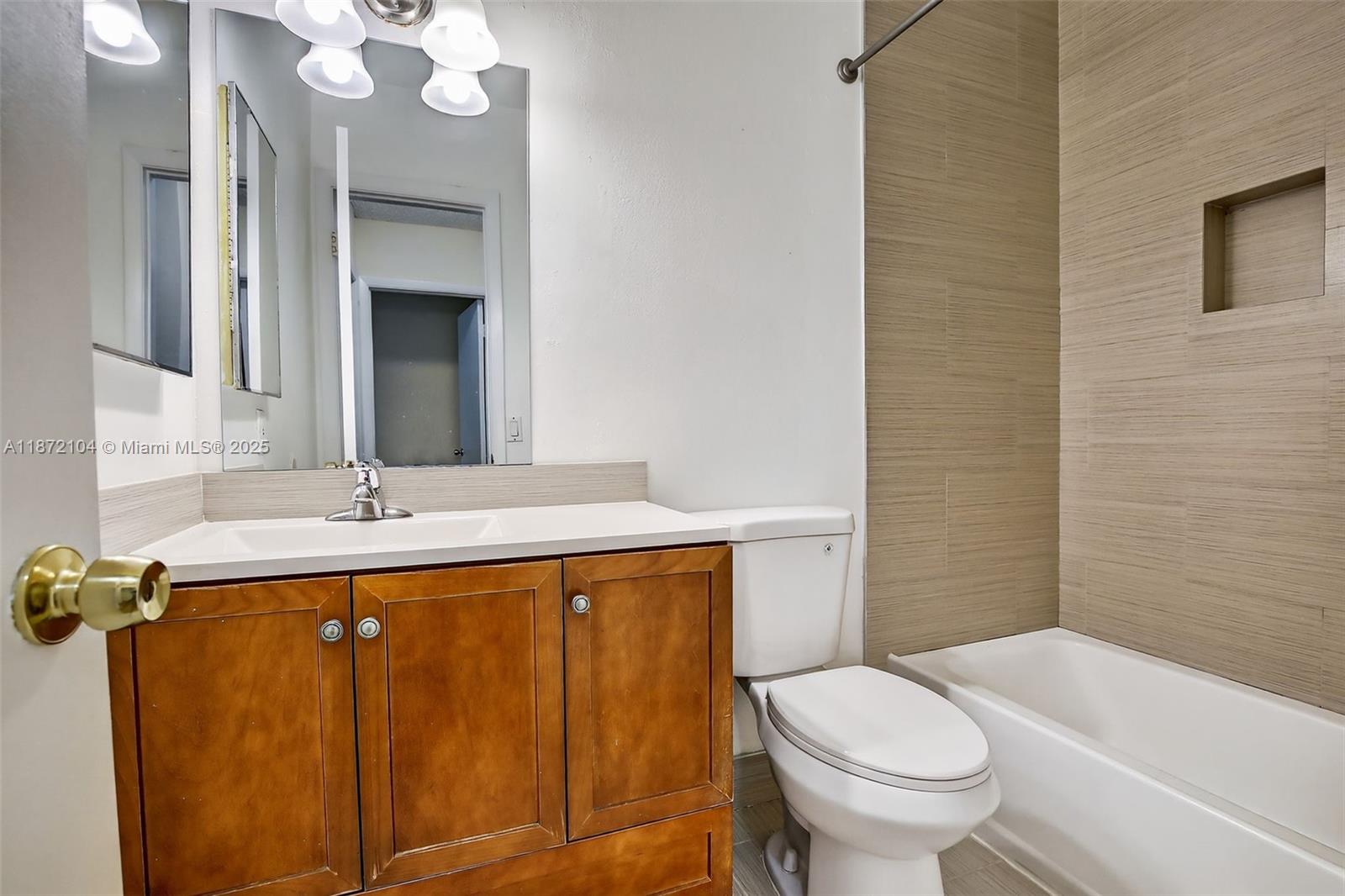 Property photo # 8