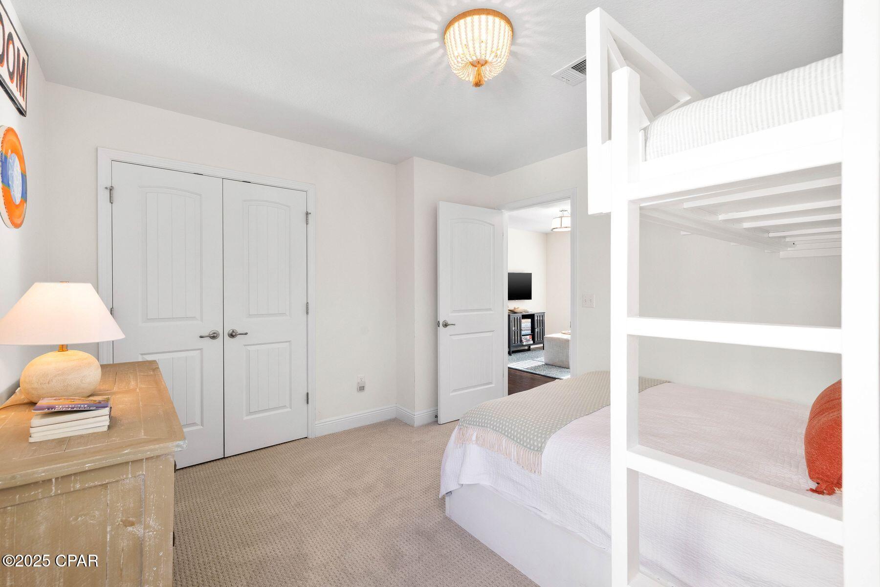 Image 24 For 38 Sandpine Loop