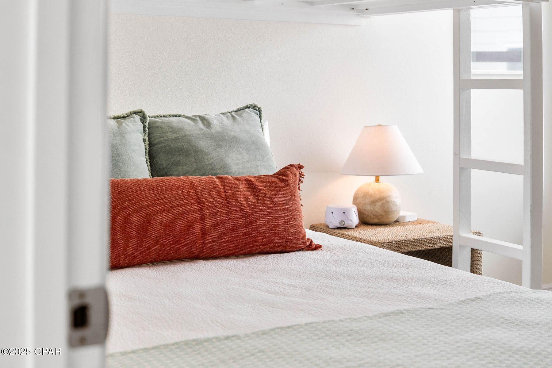 Image 25 For 38 Sandpine Loop