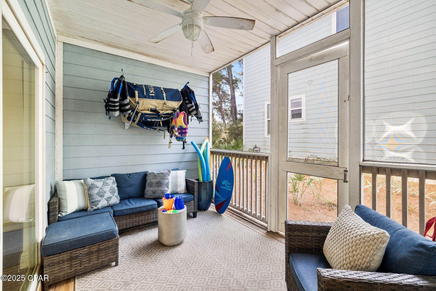 Image 29 For 38 Sandpine Loop