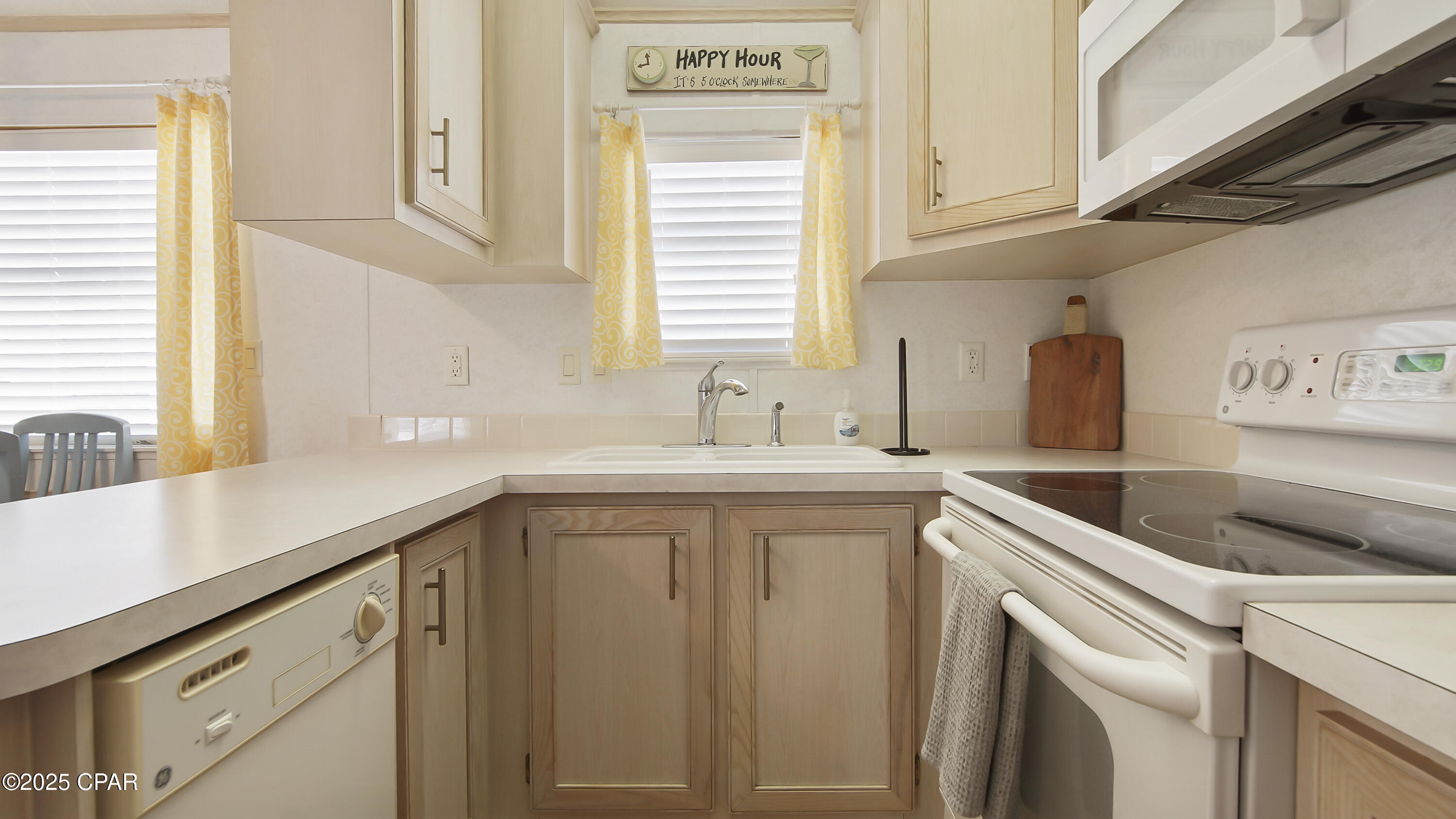 Image 18 For 1219 Thomas 148 Drive 148