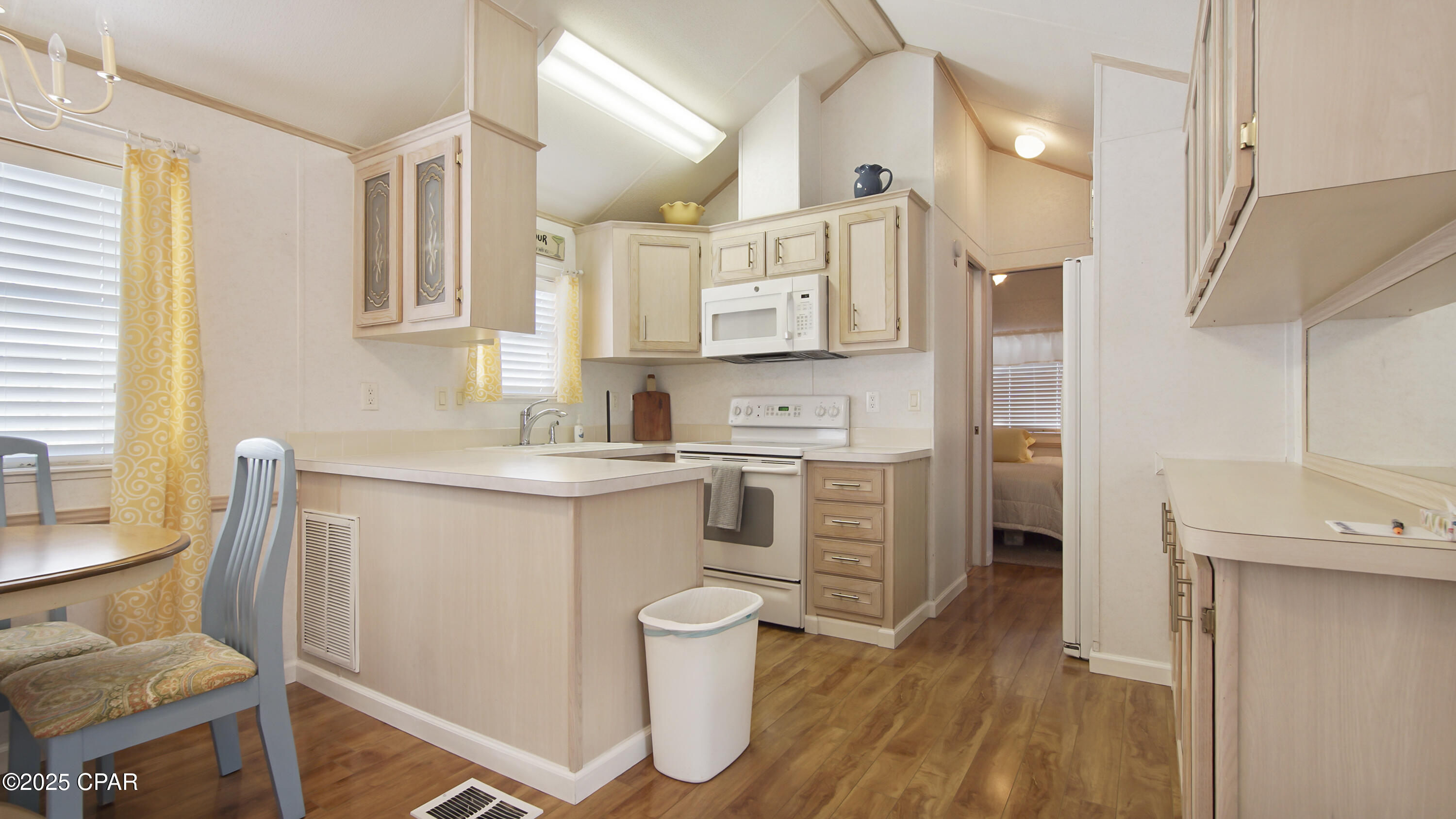 Image 6 For 1219 Thomas 148 Drive 148