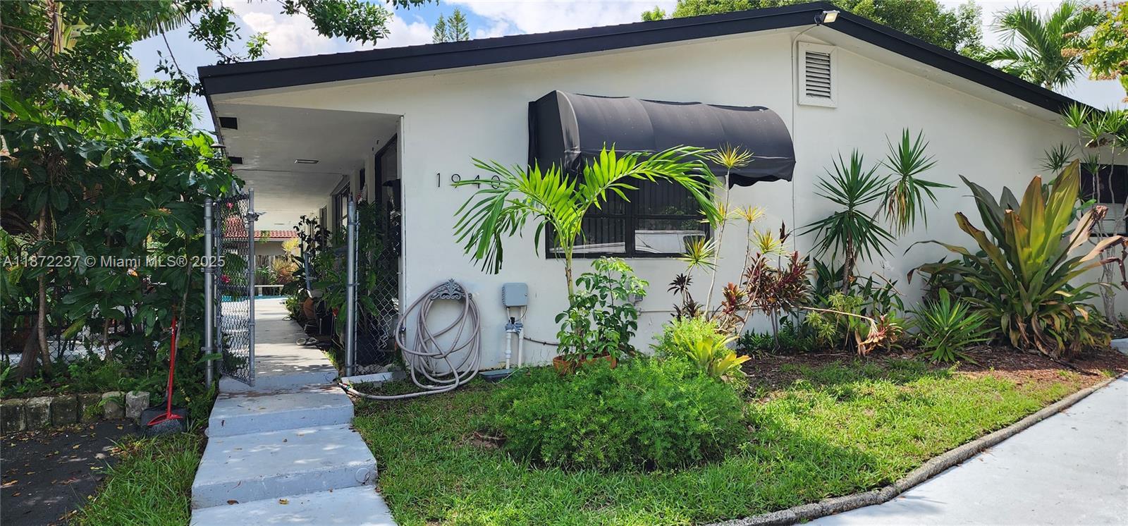 Property photo # 0