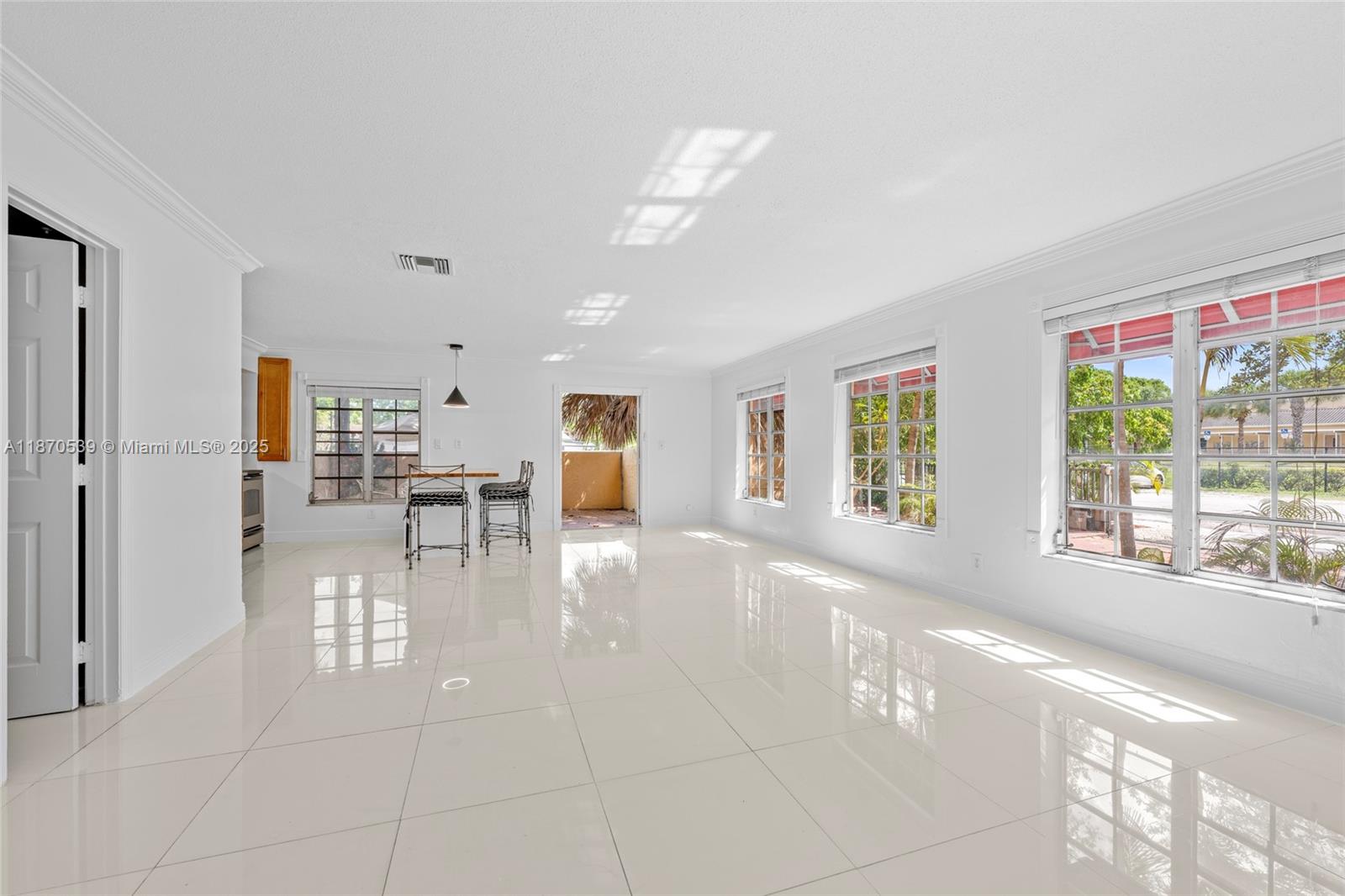Property photo # 4