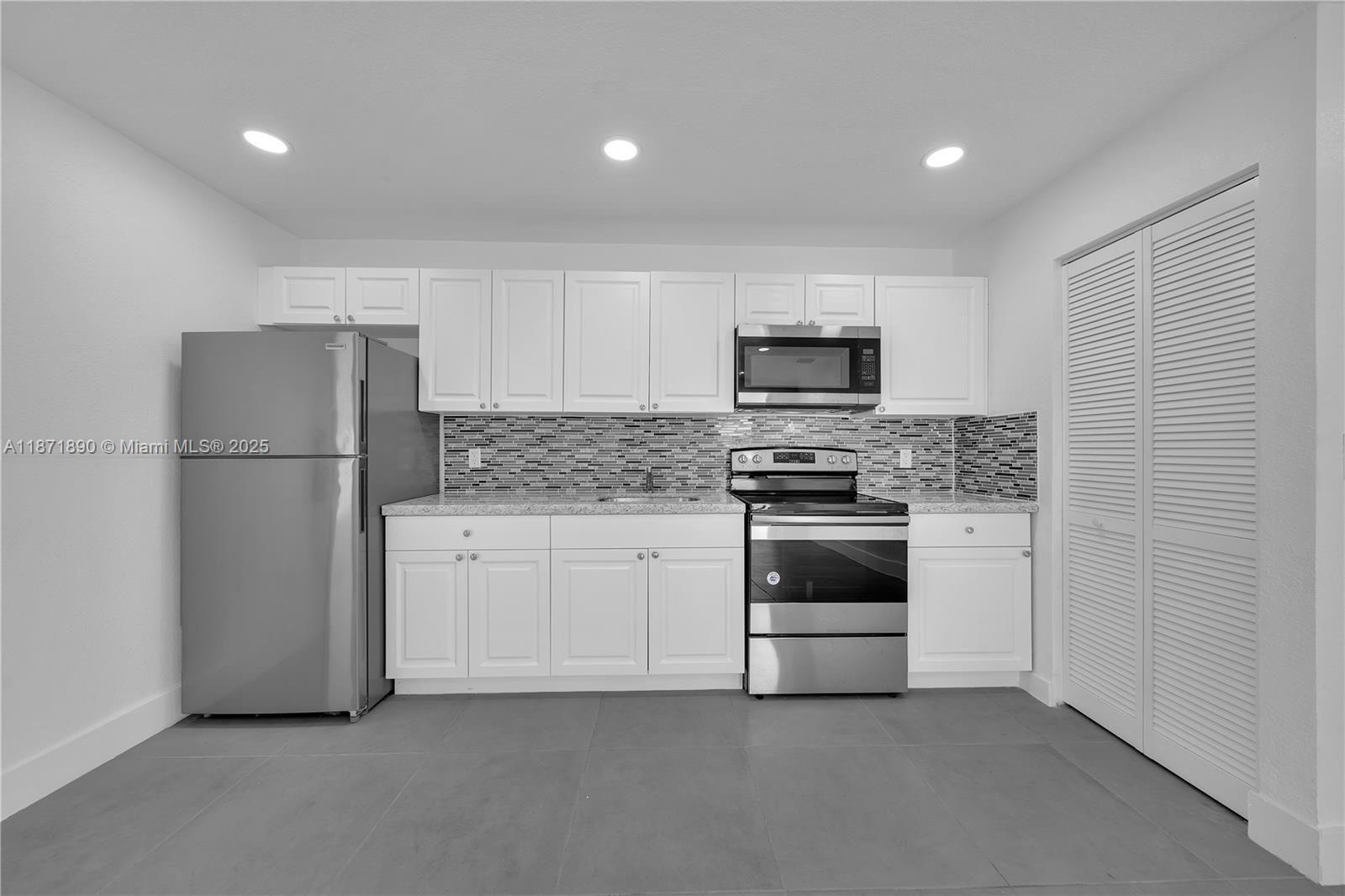 Property photo # 8