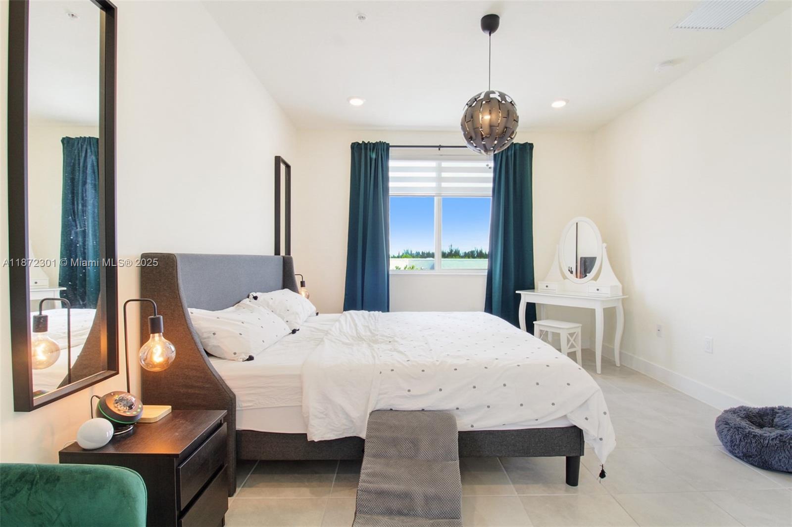 Property photo # 3