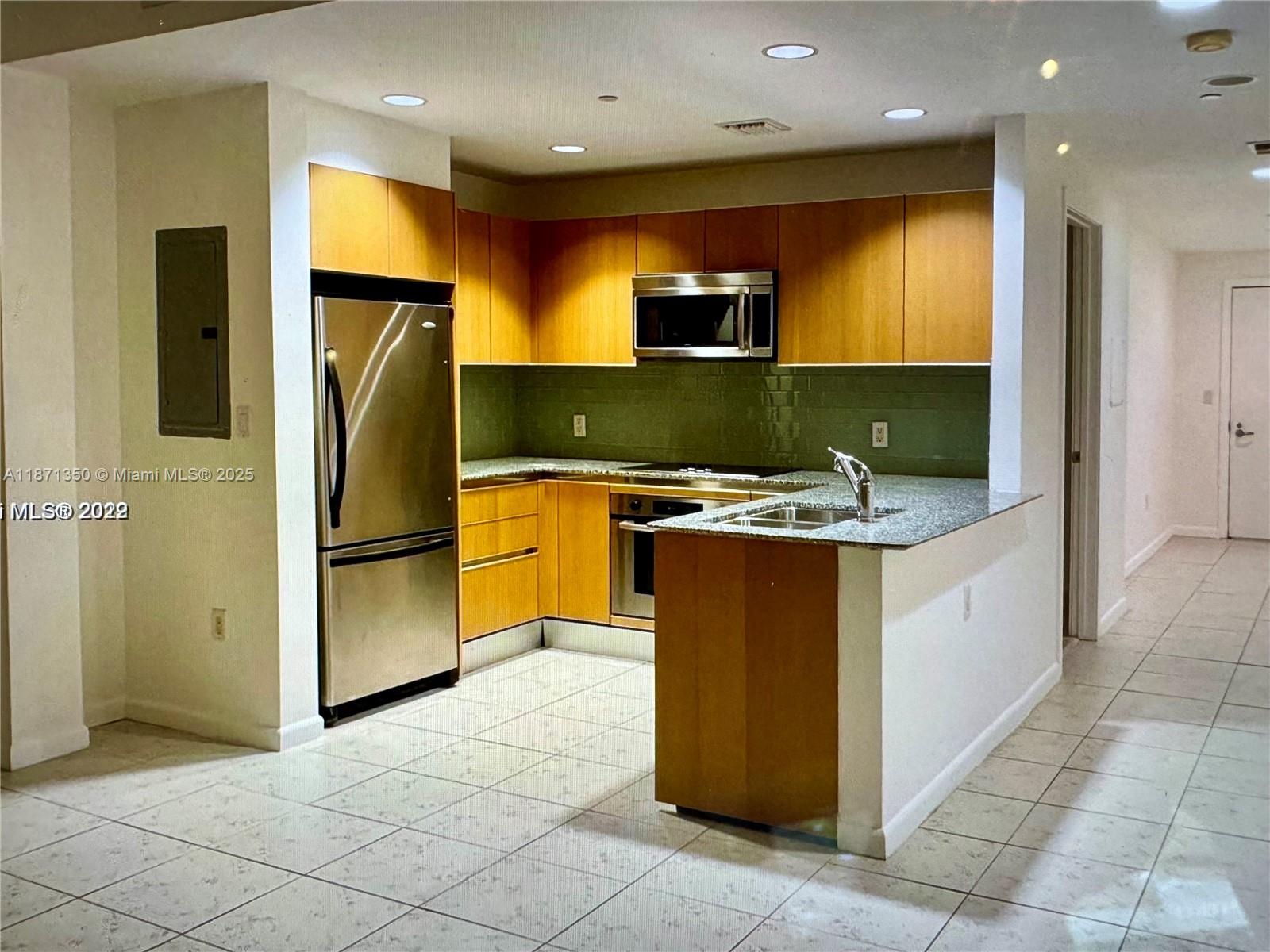 Property photo # 2