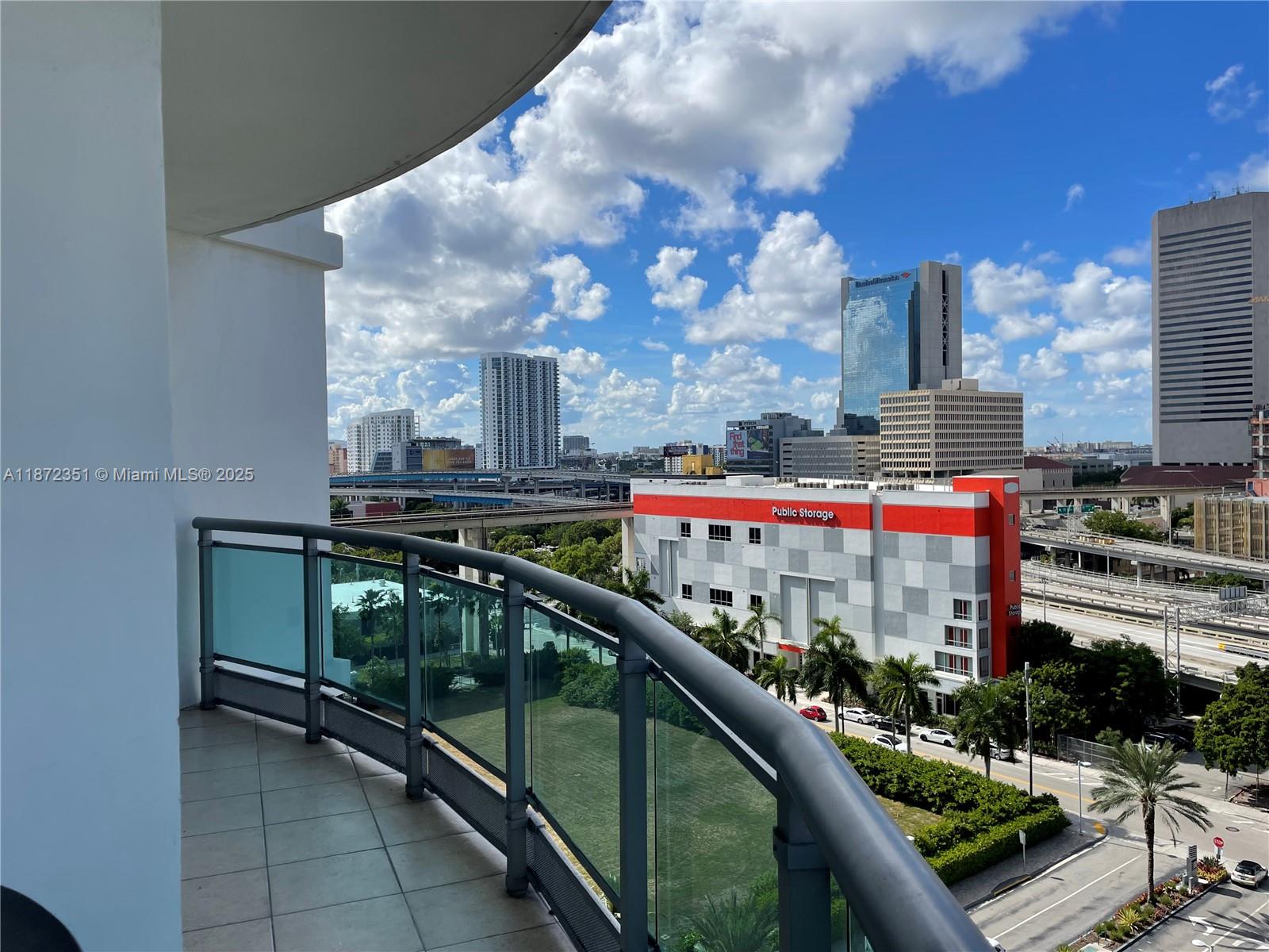 350 S Miami Ave #1113, Miami FL 33130