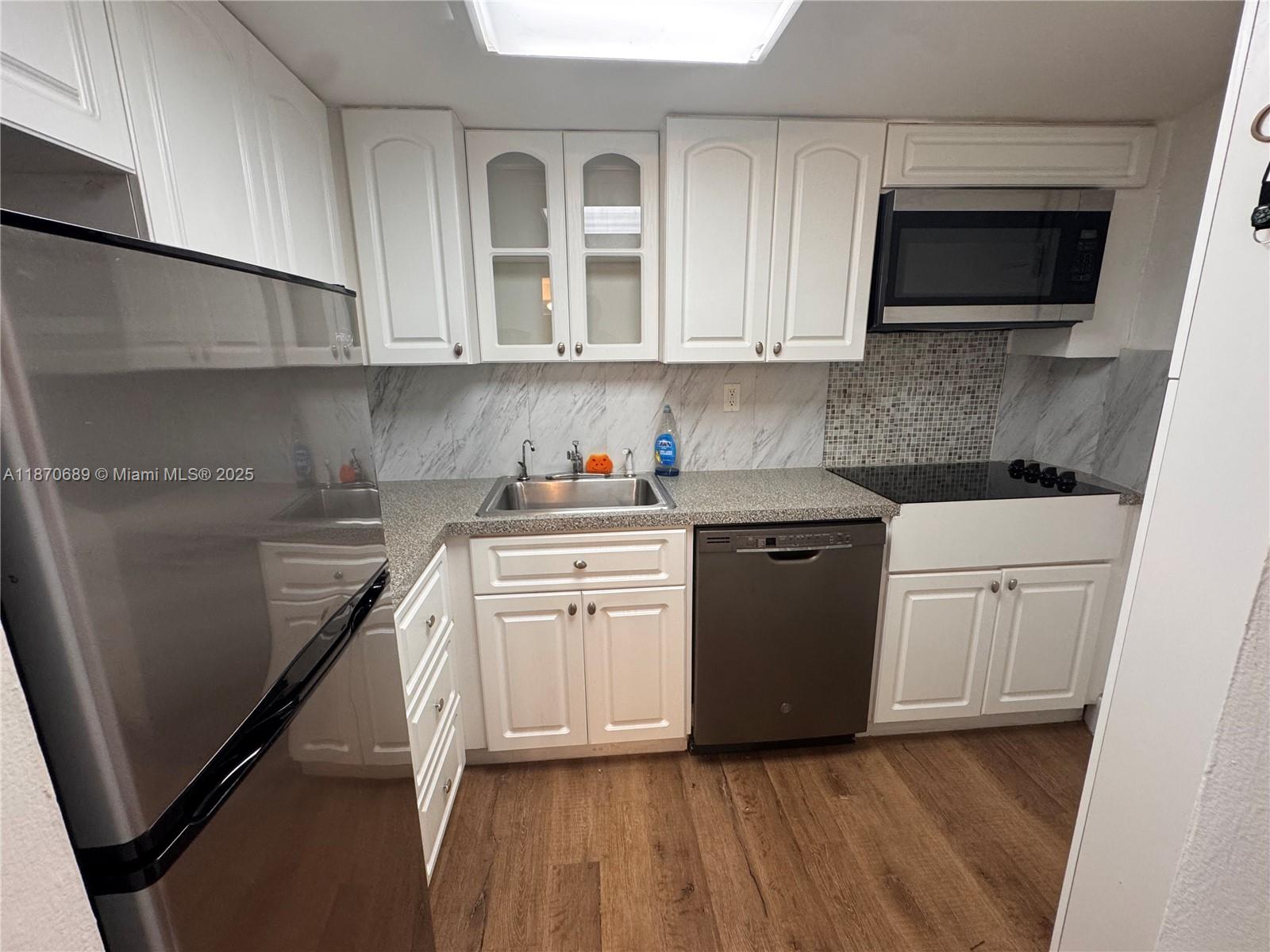 Property photo # 6