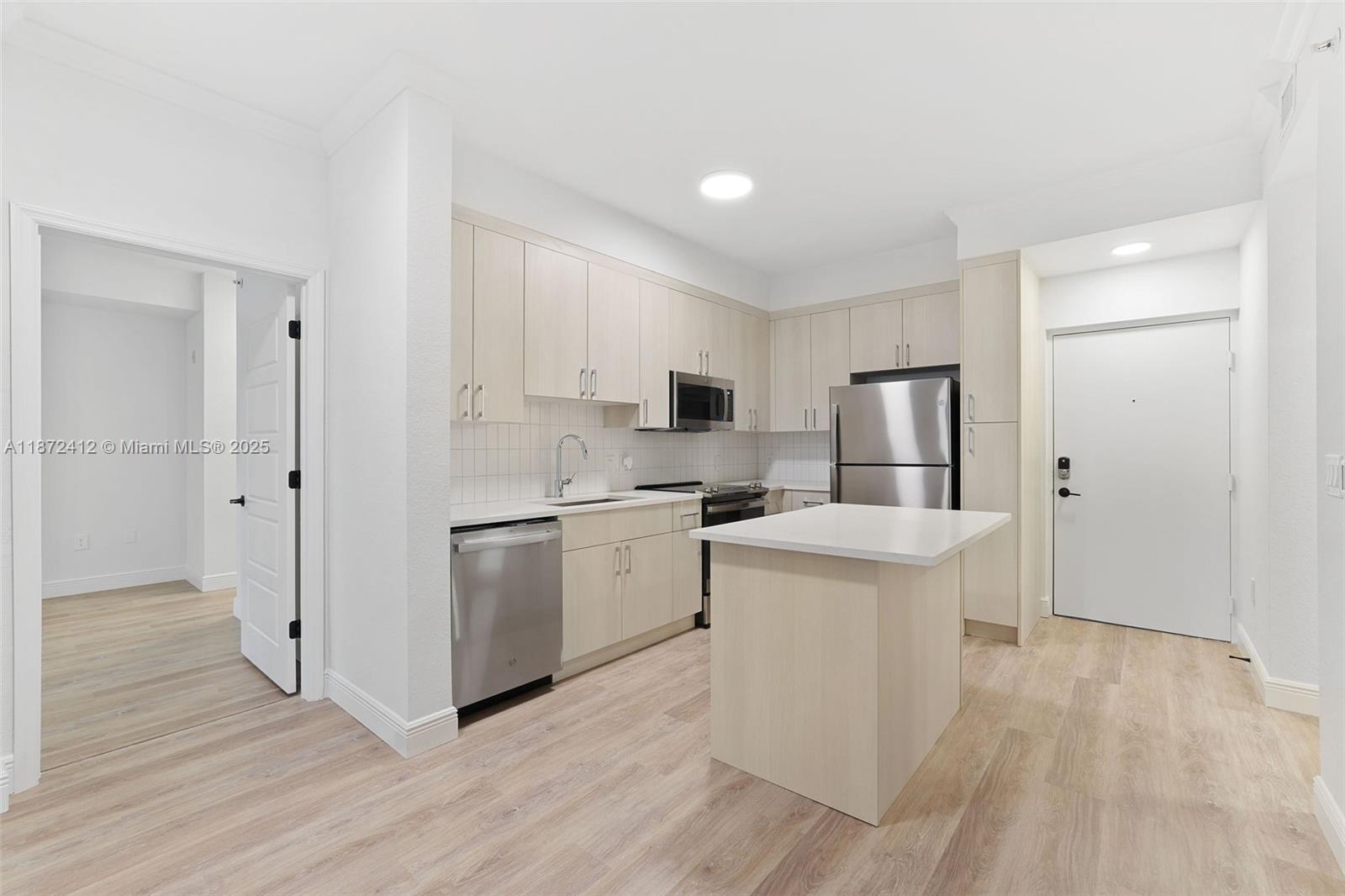 Property photo # 8