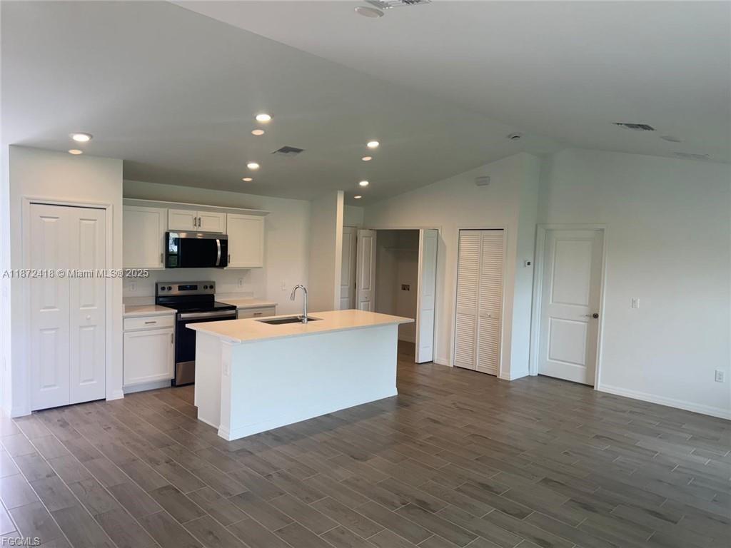 Property photo # 4